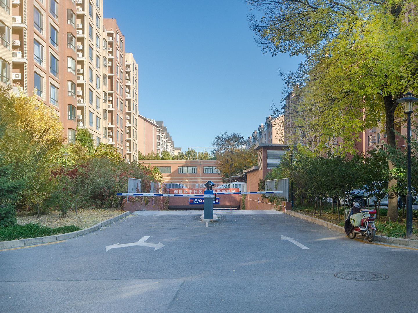 奥林匹克花园四期 environment