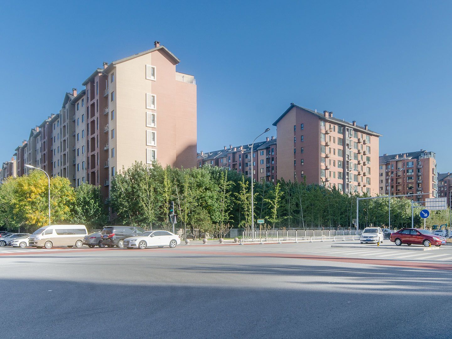 奥林匹克花园四期 environment