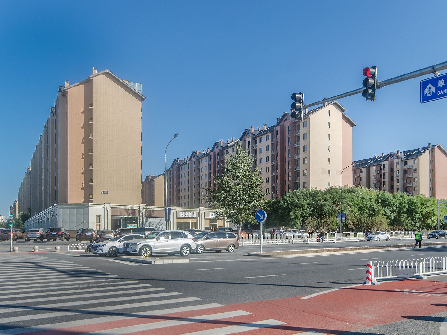 奥林匹克花园四期 environment