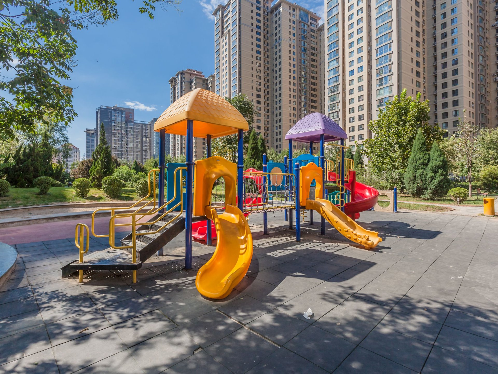 保利金泉 environment