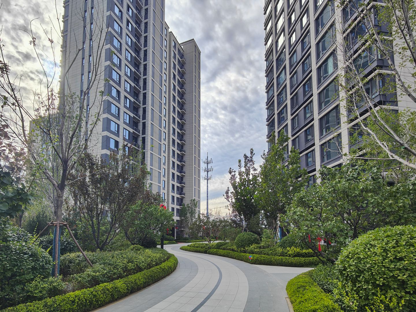 保利锦上 environment