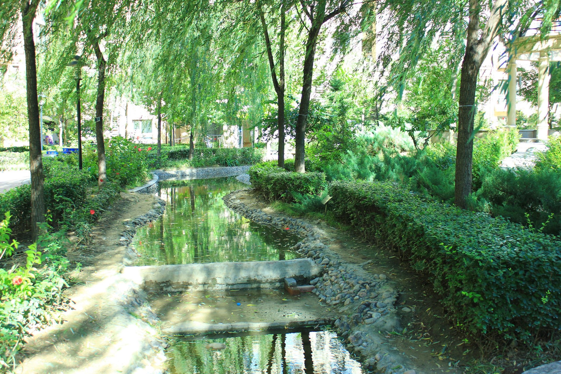 保利蔷薇 environment