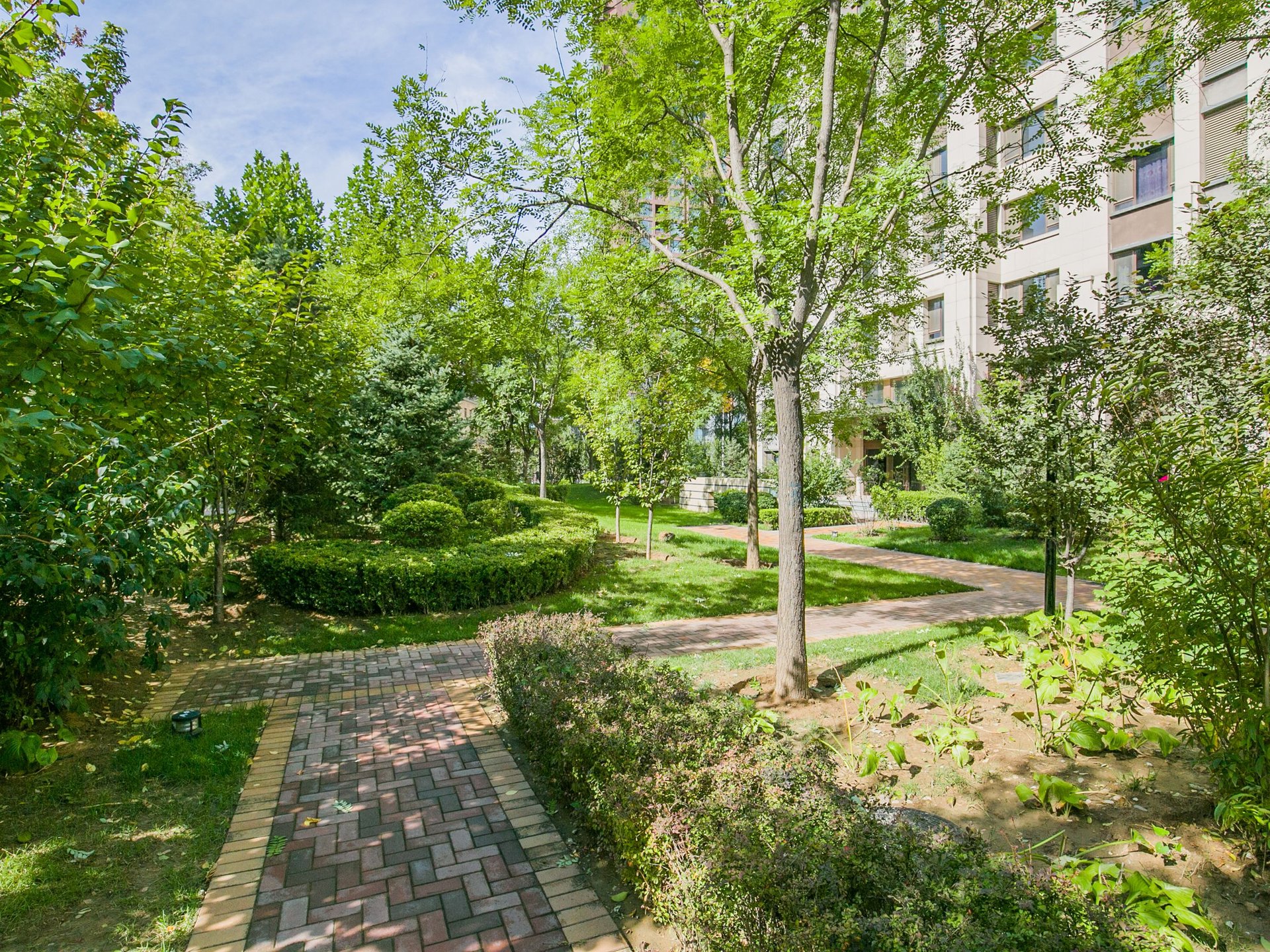 保利中央公园 environment