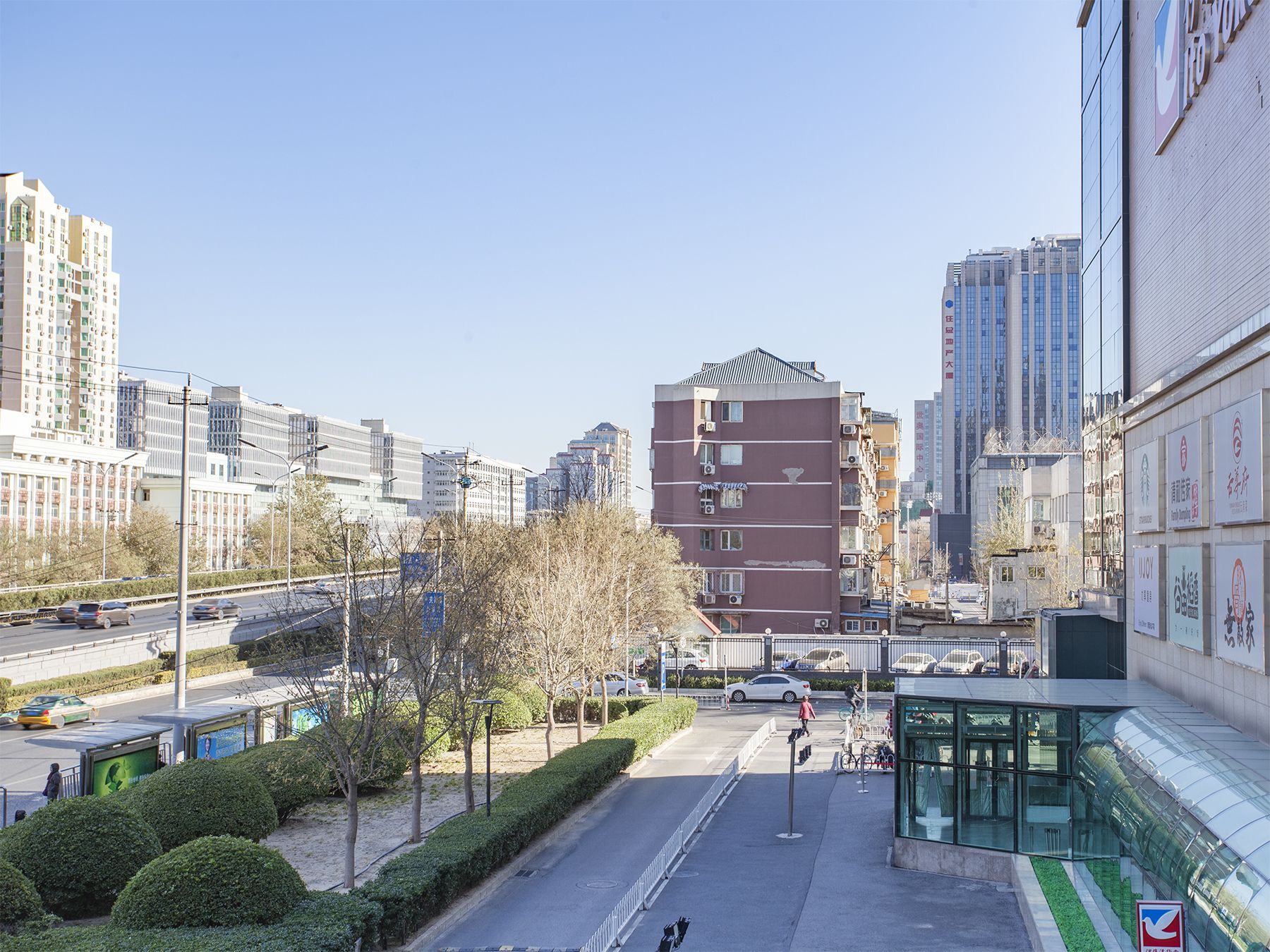 北四环东路104号 environment