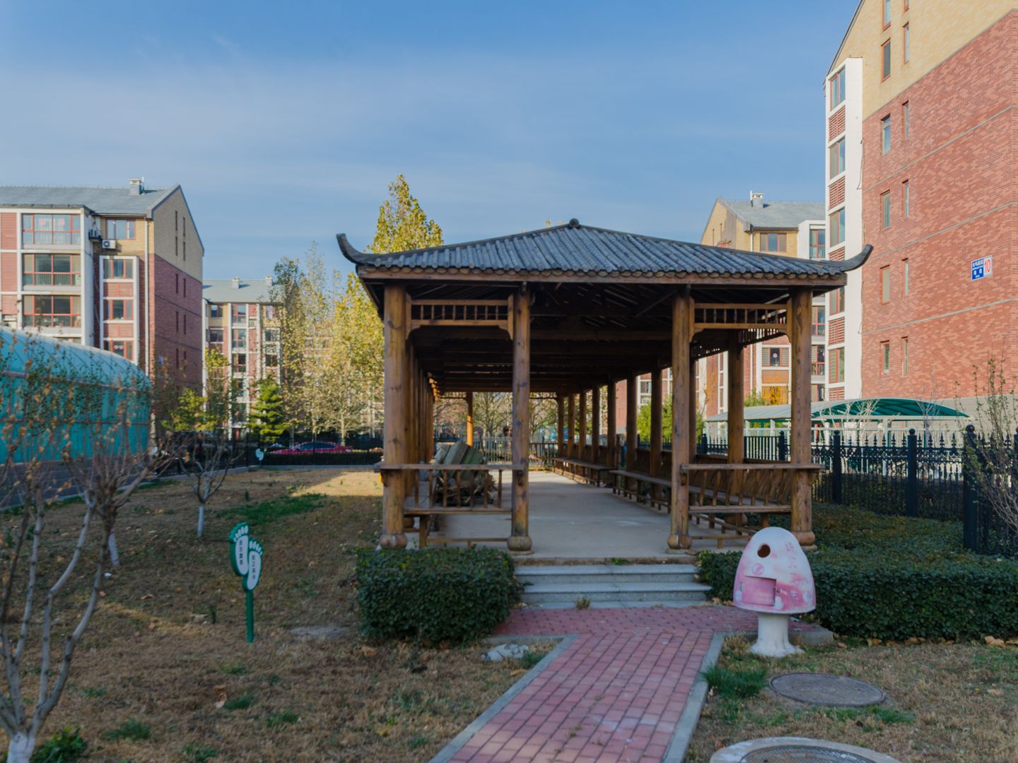 北坞嘉园南里 environment