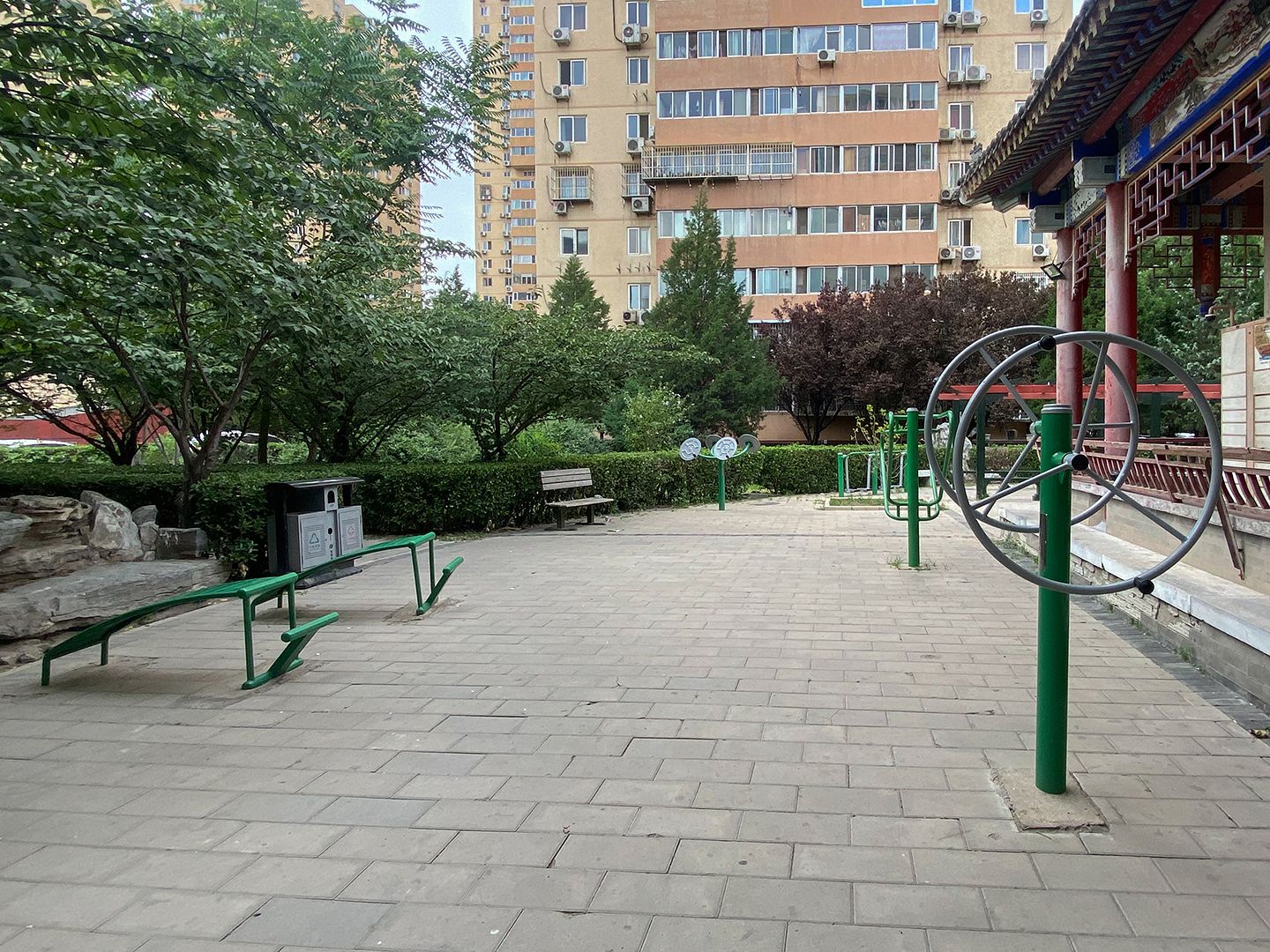 北苑家园绣菊园 environment