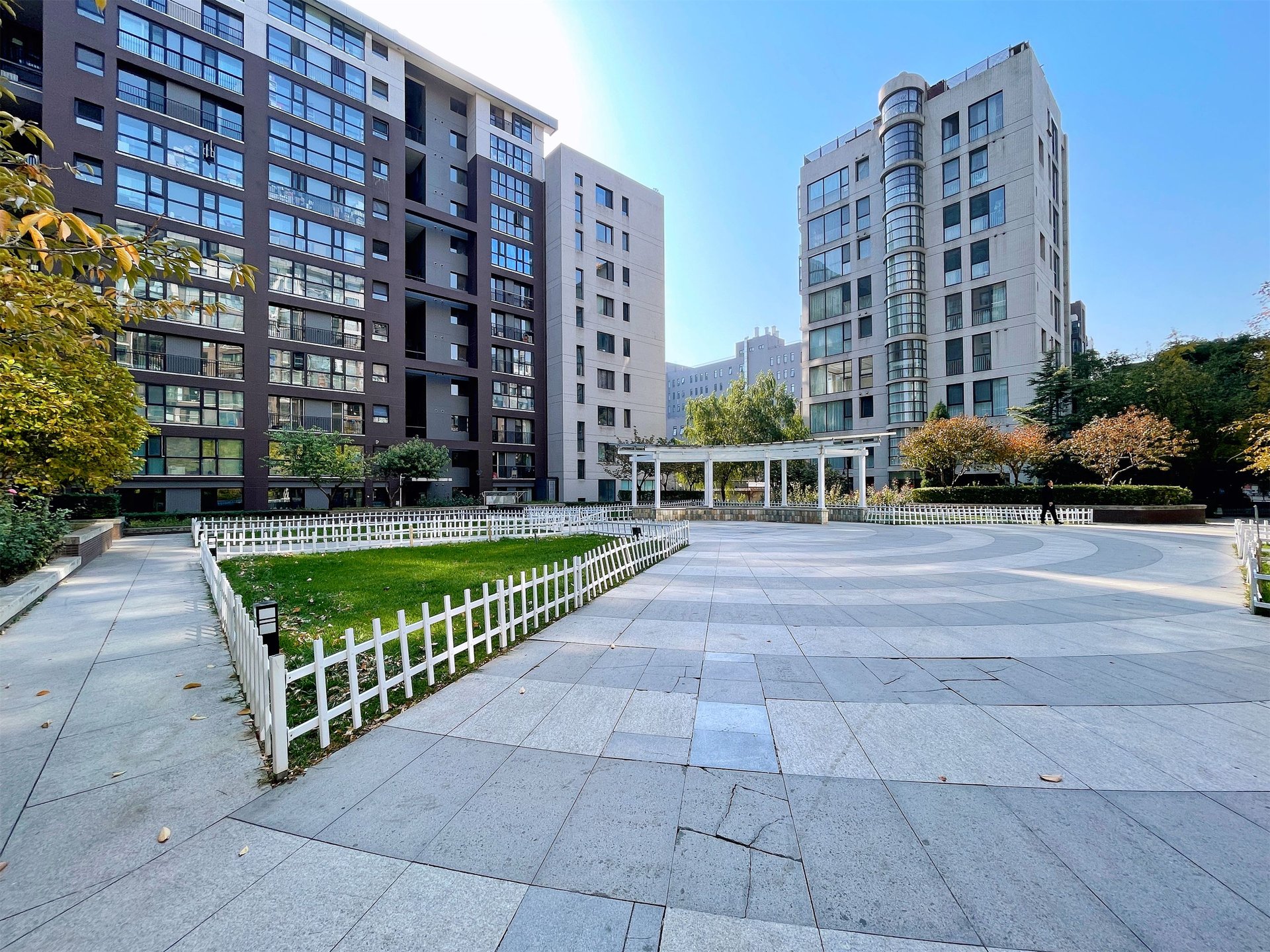 本家润园一期 environment