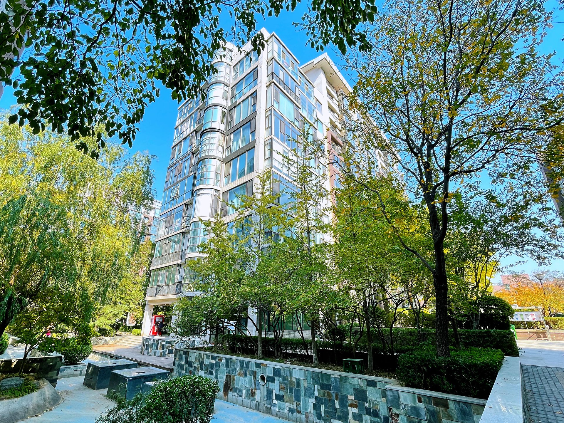 本家润园一期 environment