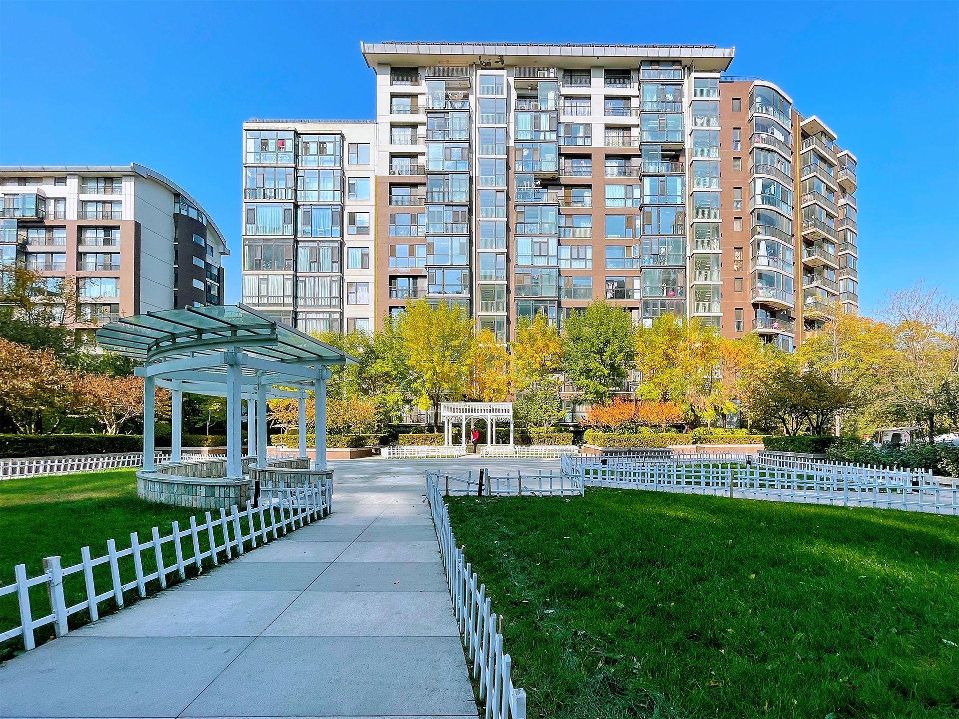 本家润园一期 environment