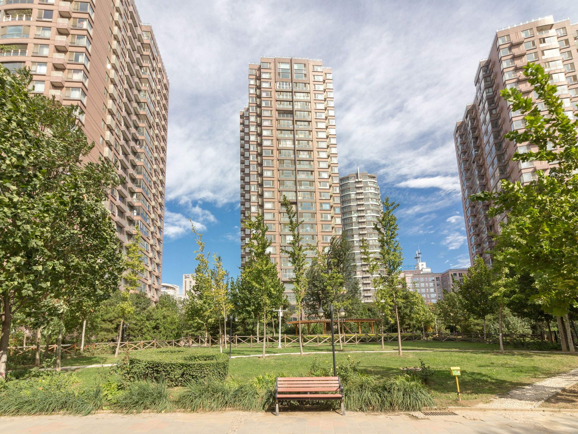 大西洋新城E区 environment