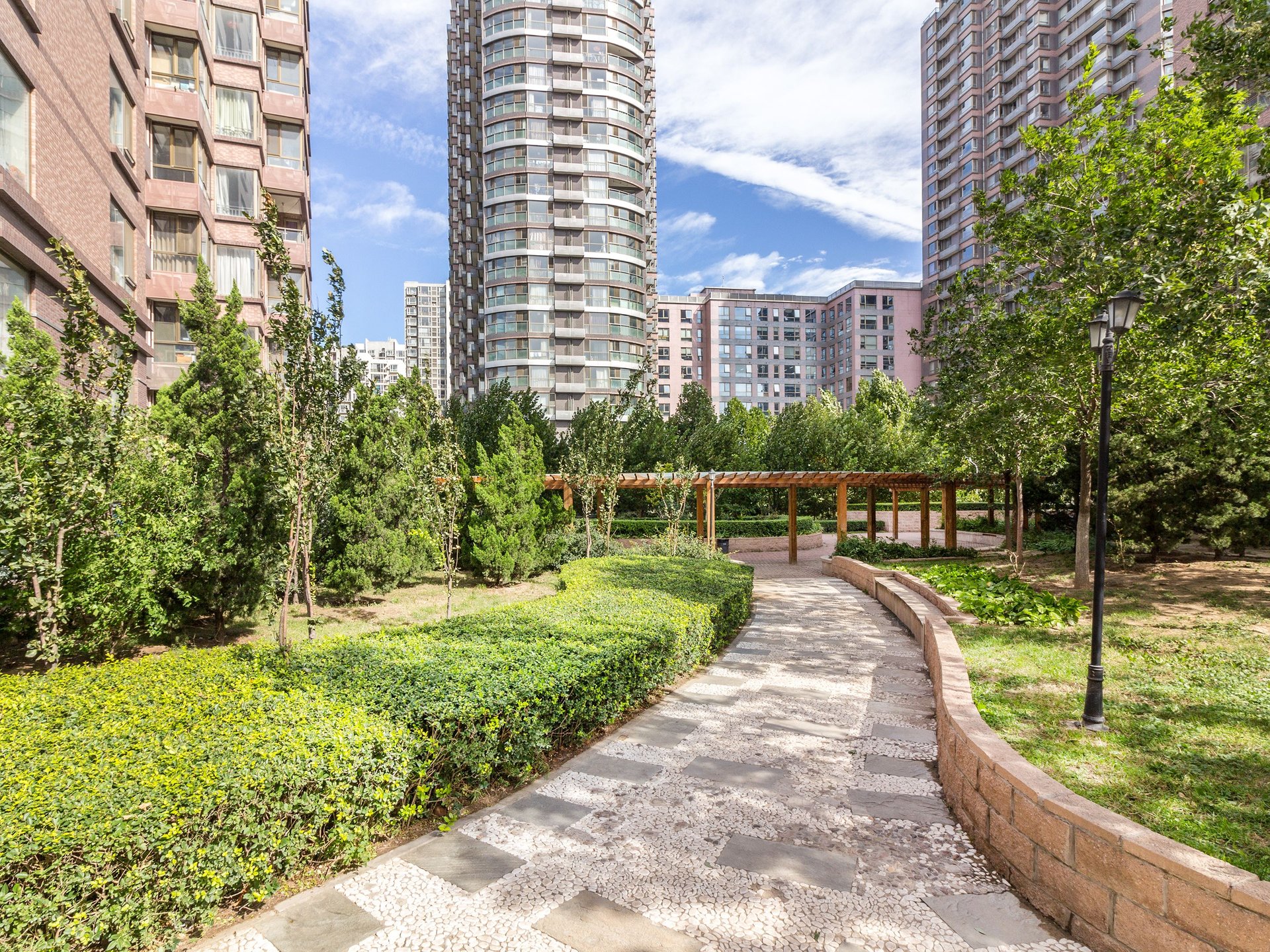 大西洋新城E区 environment