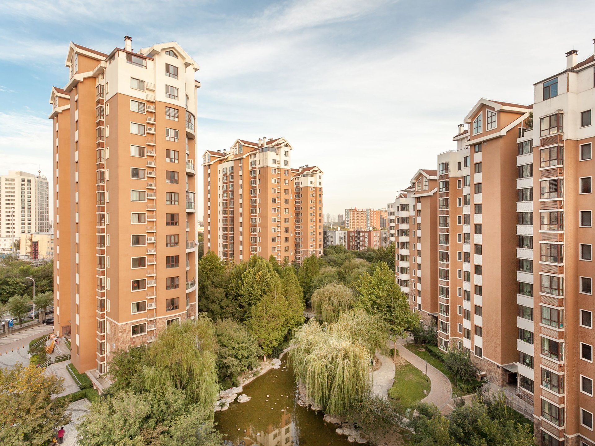 顶秀青溪 environment