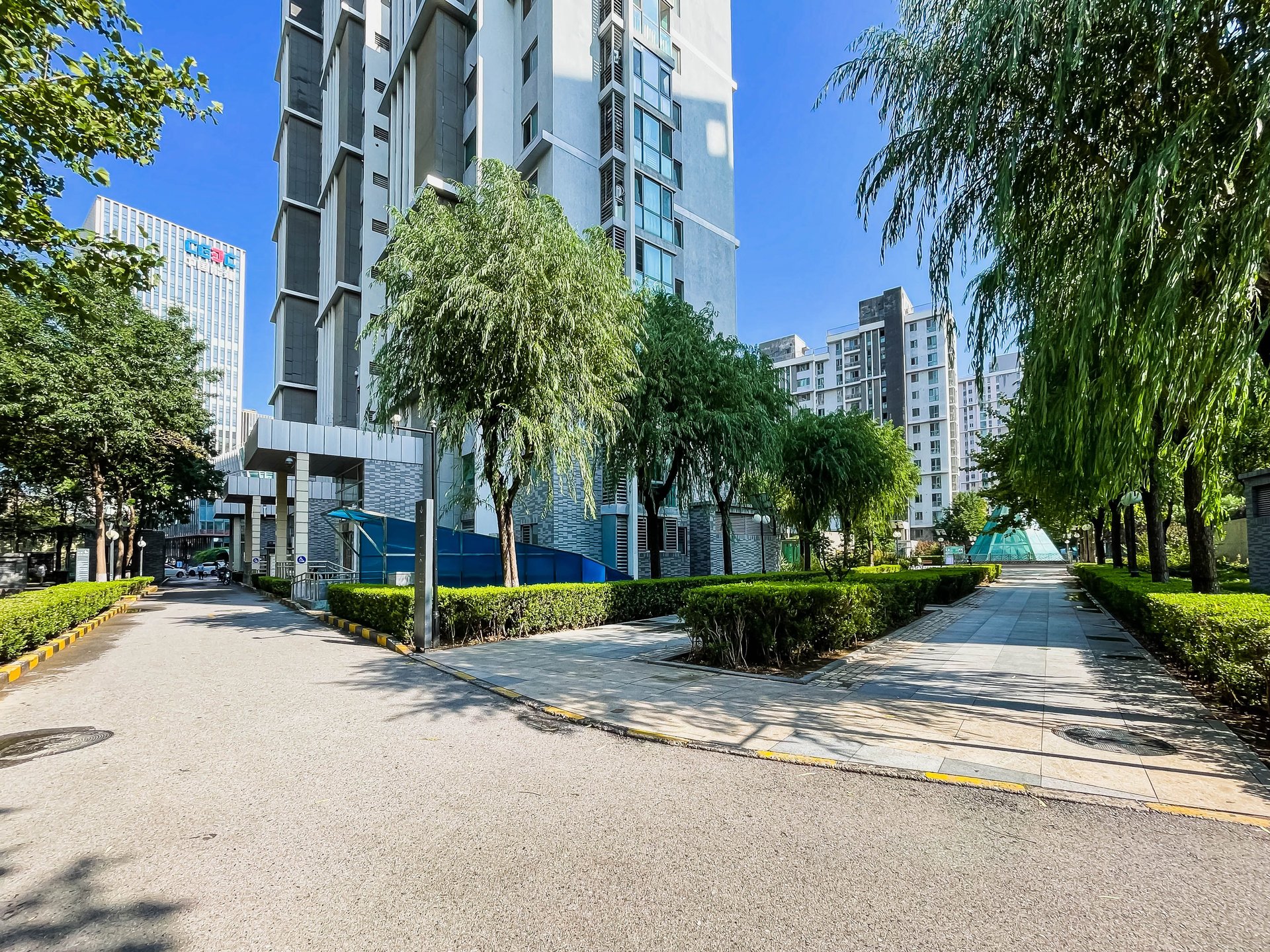 东方雅苑 environment