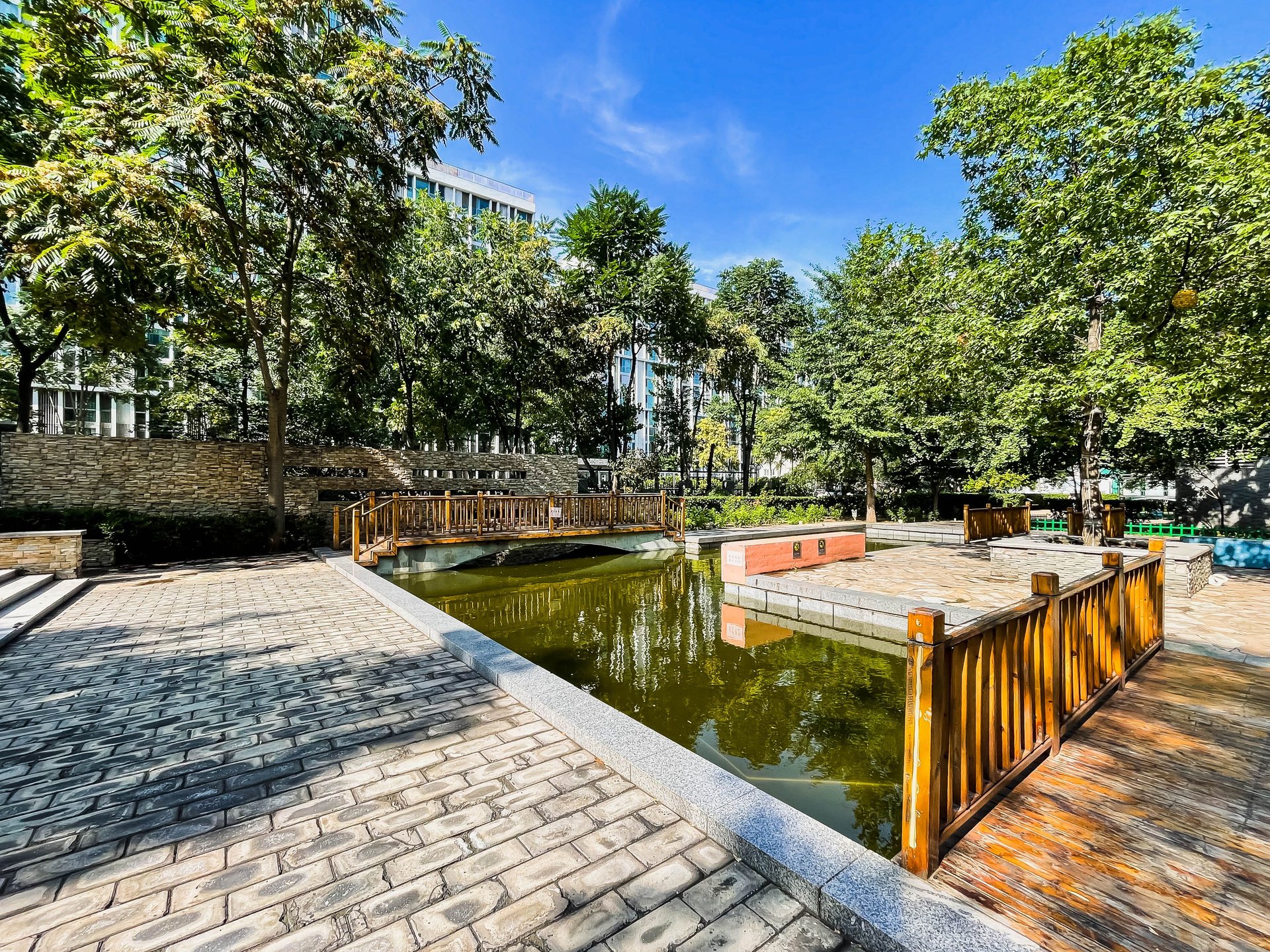 东方雅苑 environment