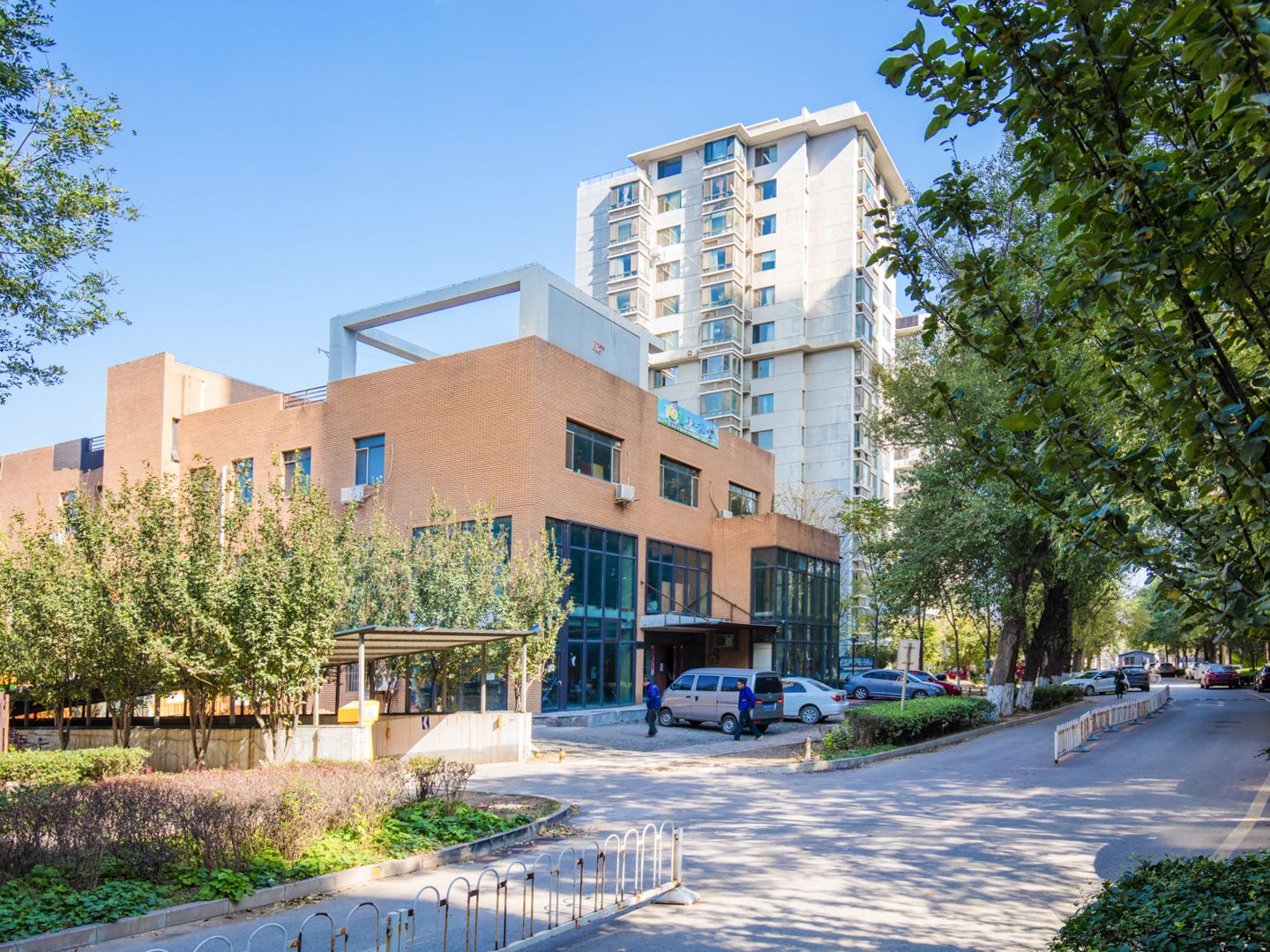 东一时区 environment