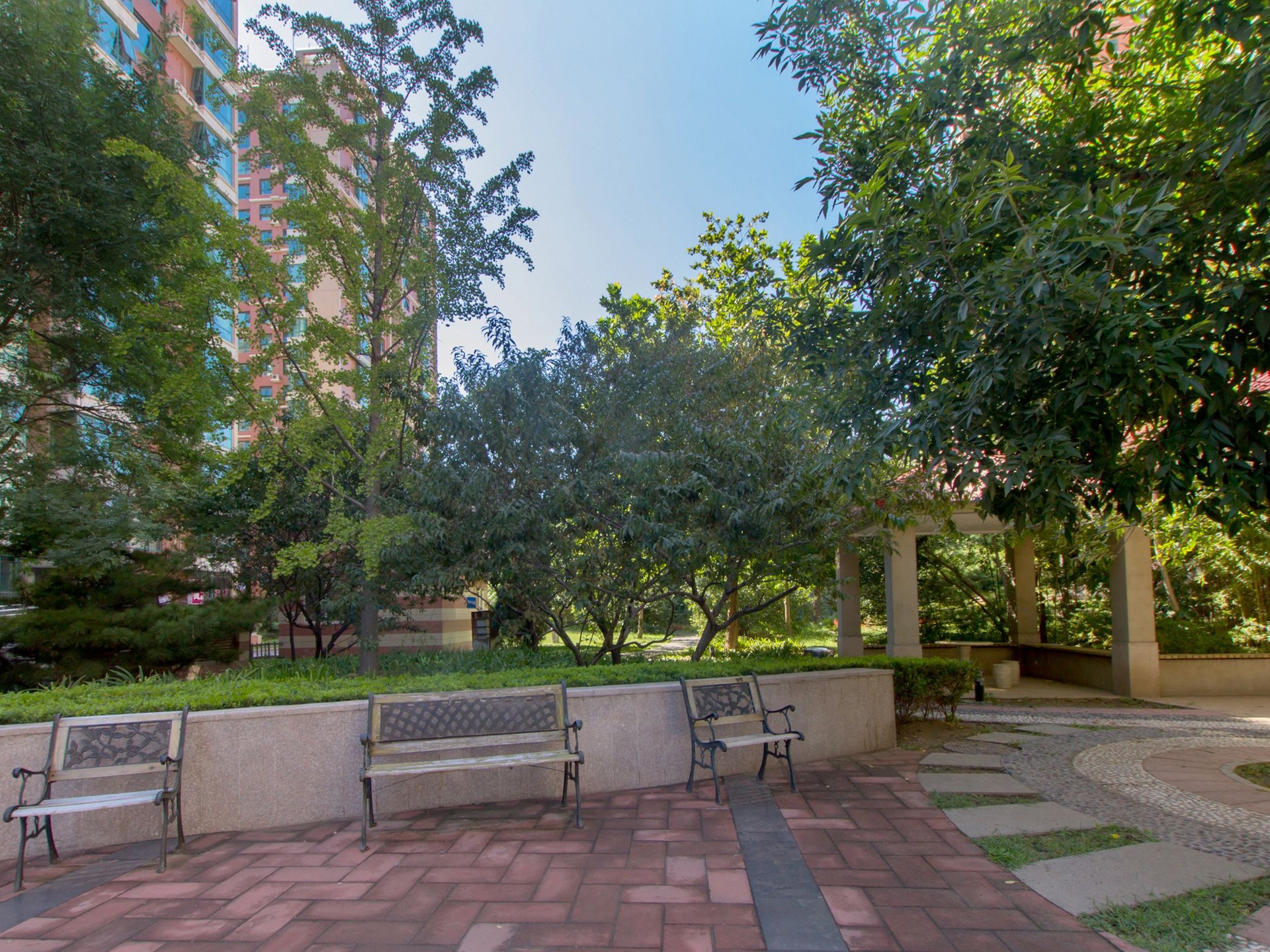 都会华庭 environment