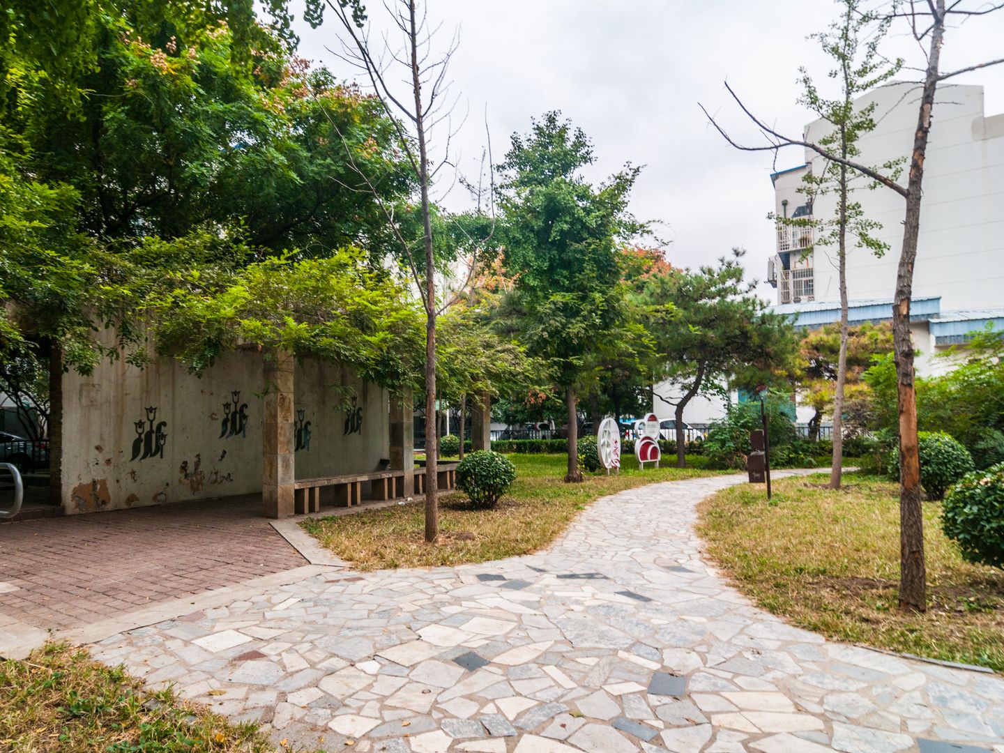 法华南里 environment