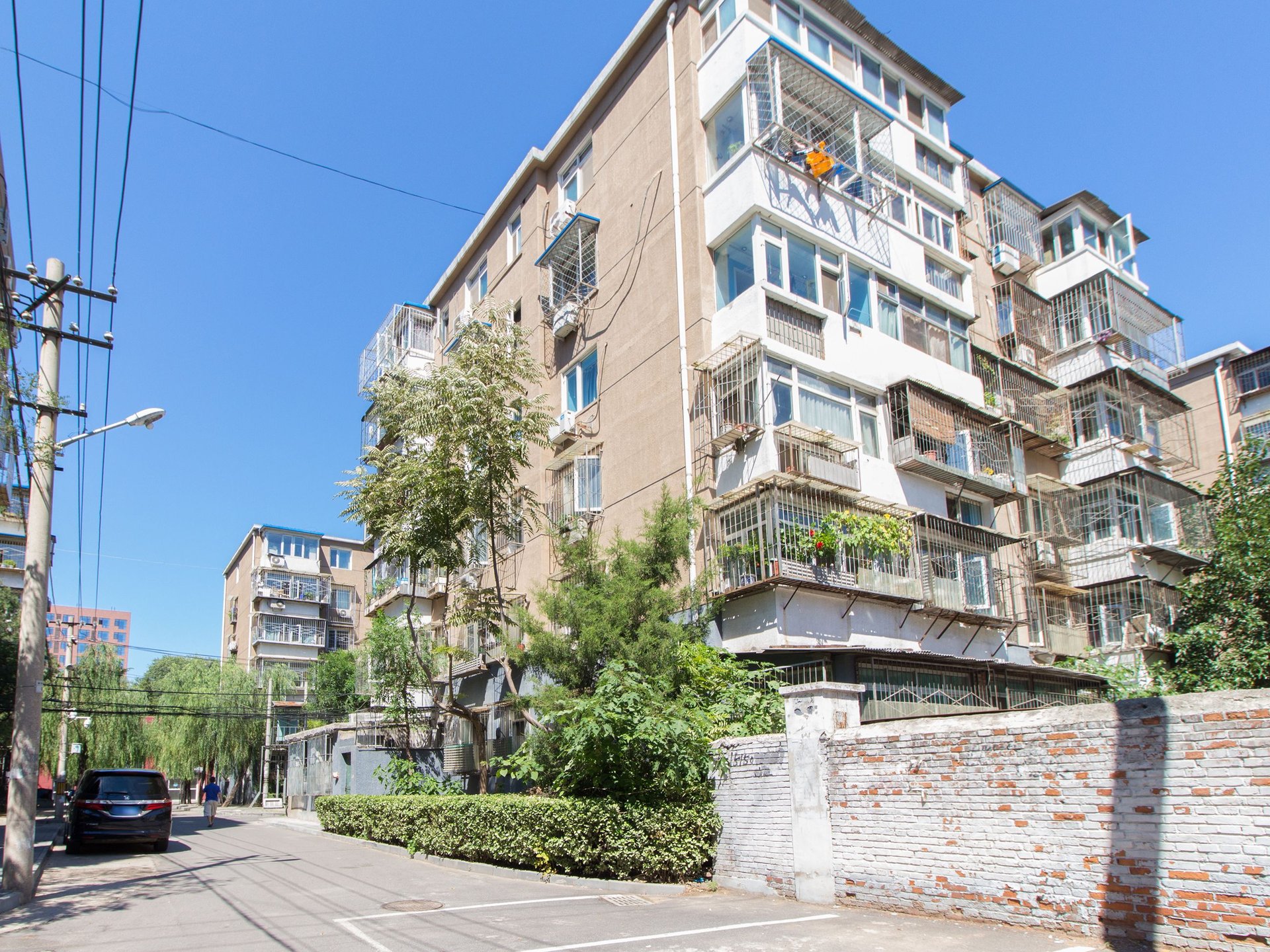 芳园里 environment