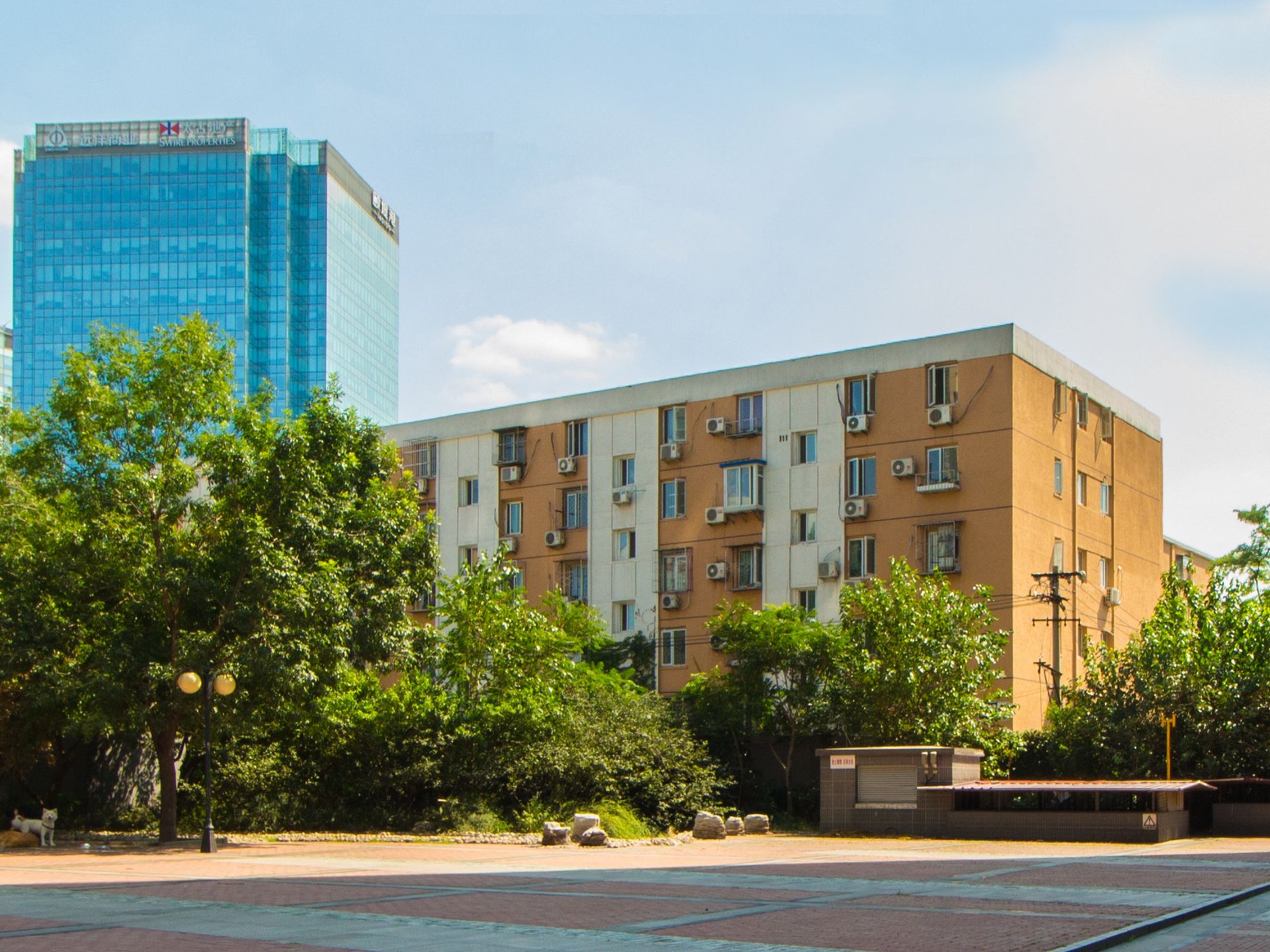 芳园里 environment