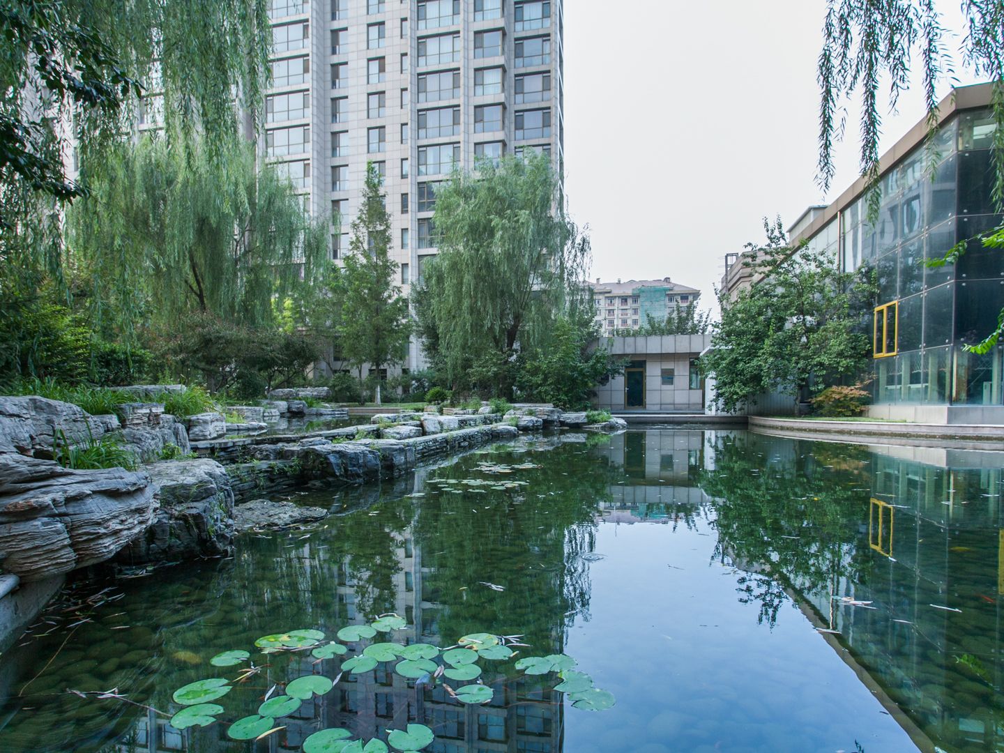 泛海国际居住区兰海园 environment