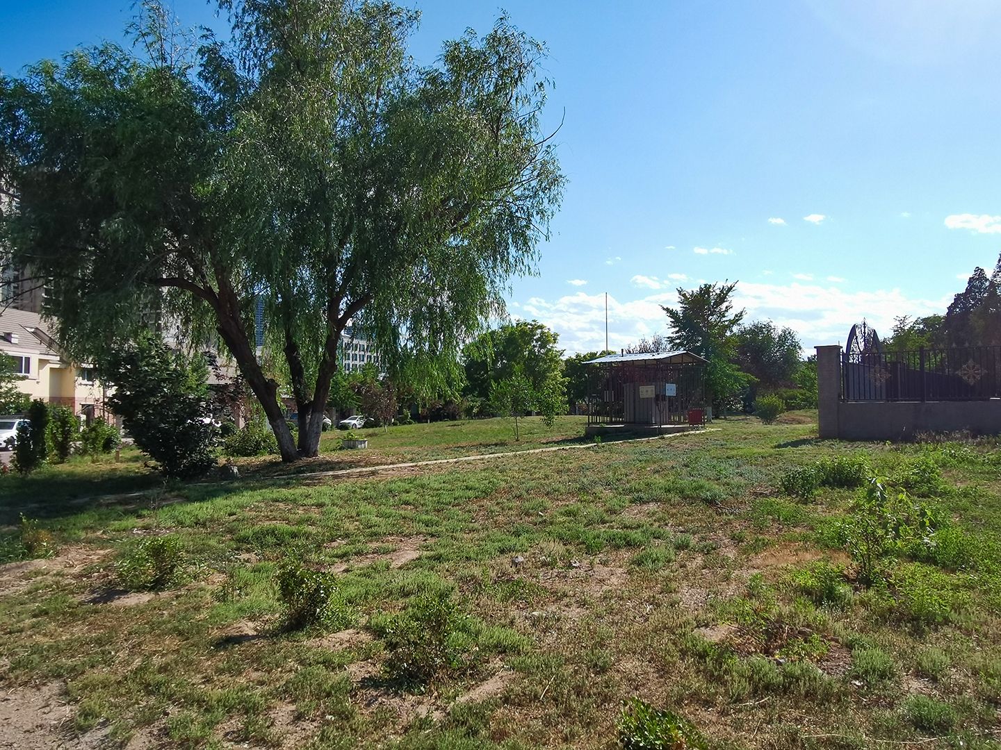 枫露皇苑 environment