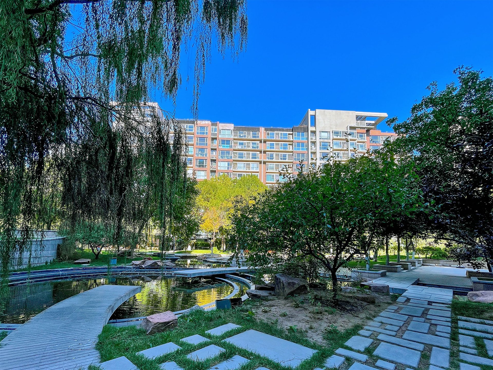 富力城B区 environment