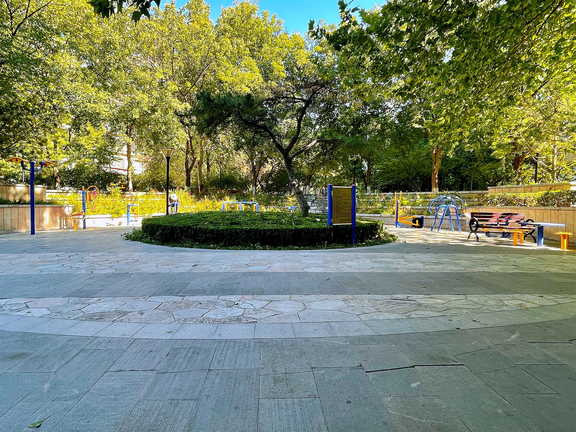 富力城B区 environment