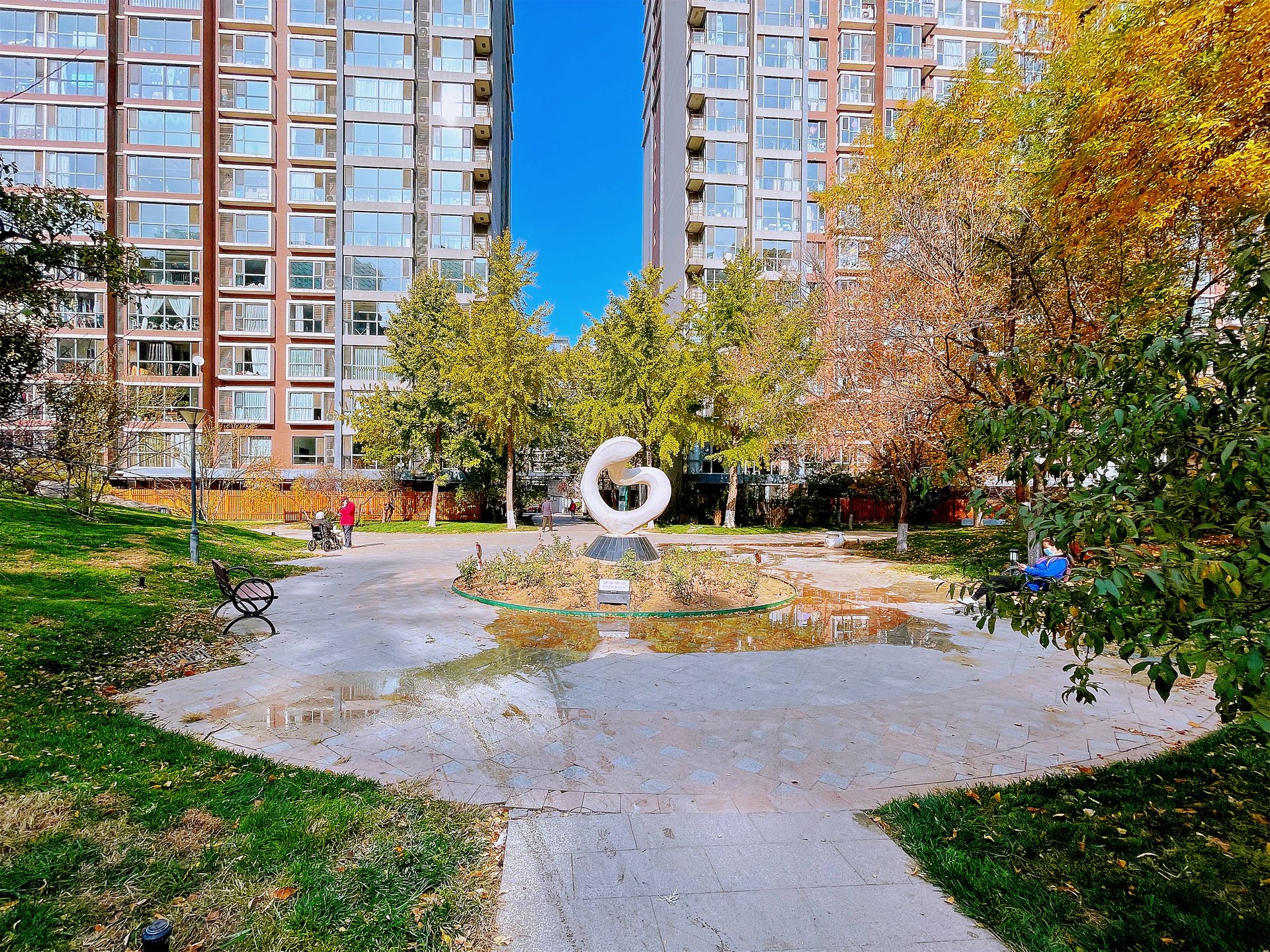 富力城C区 environment