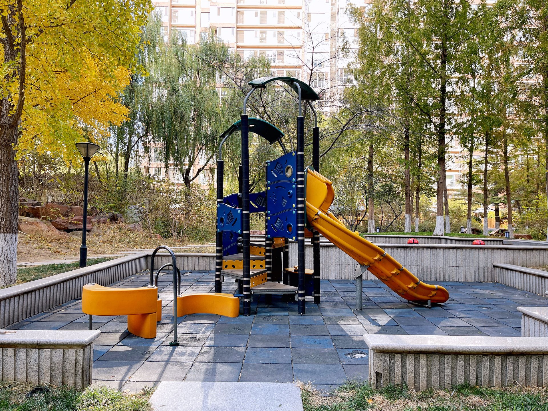 富力城C区 environment