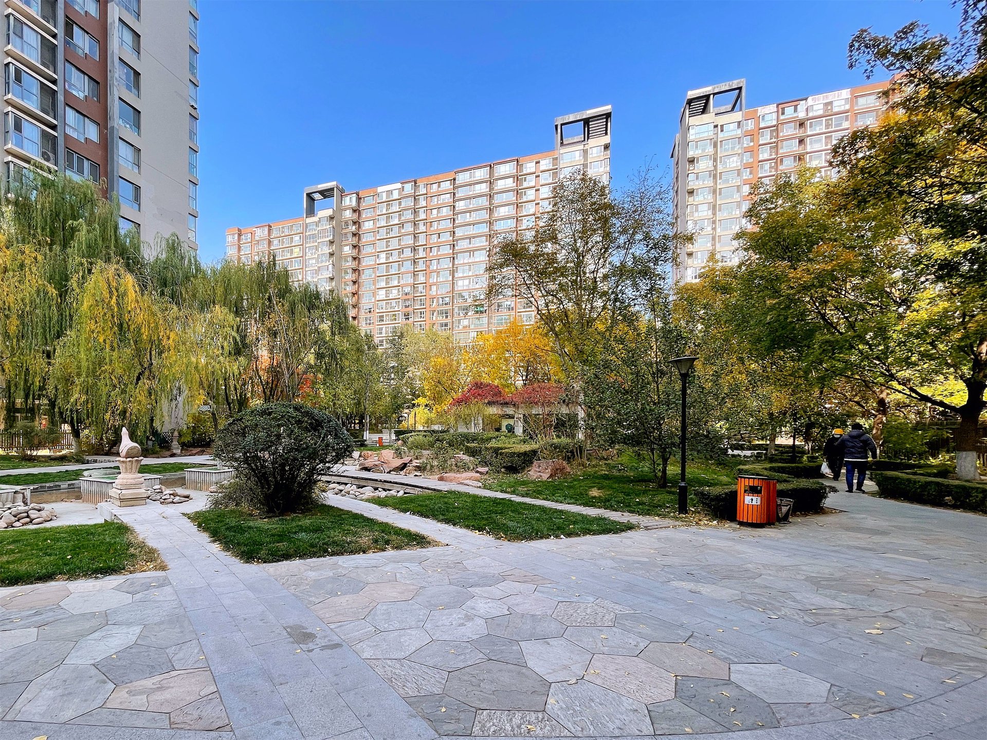 富力城C区 environment