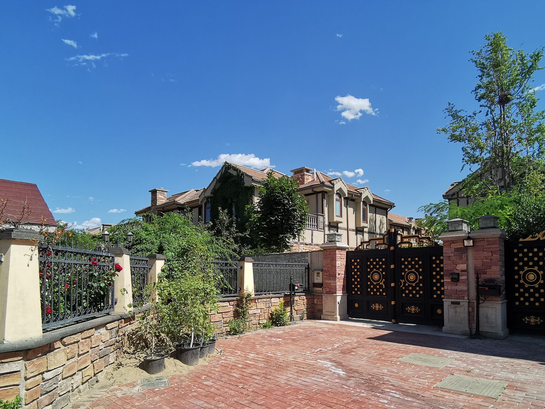 富力丹麦小镇D区 environment