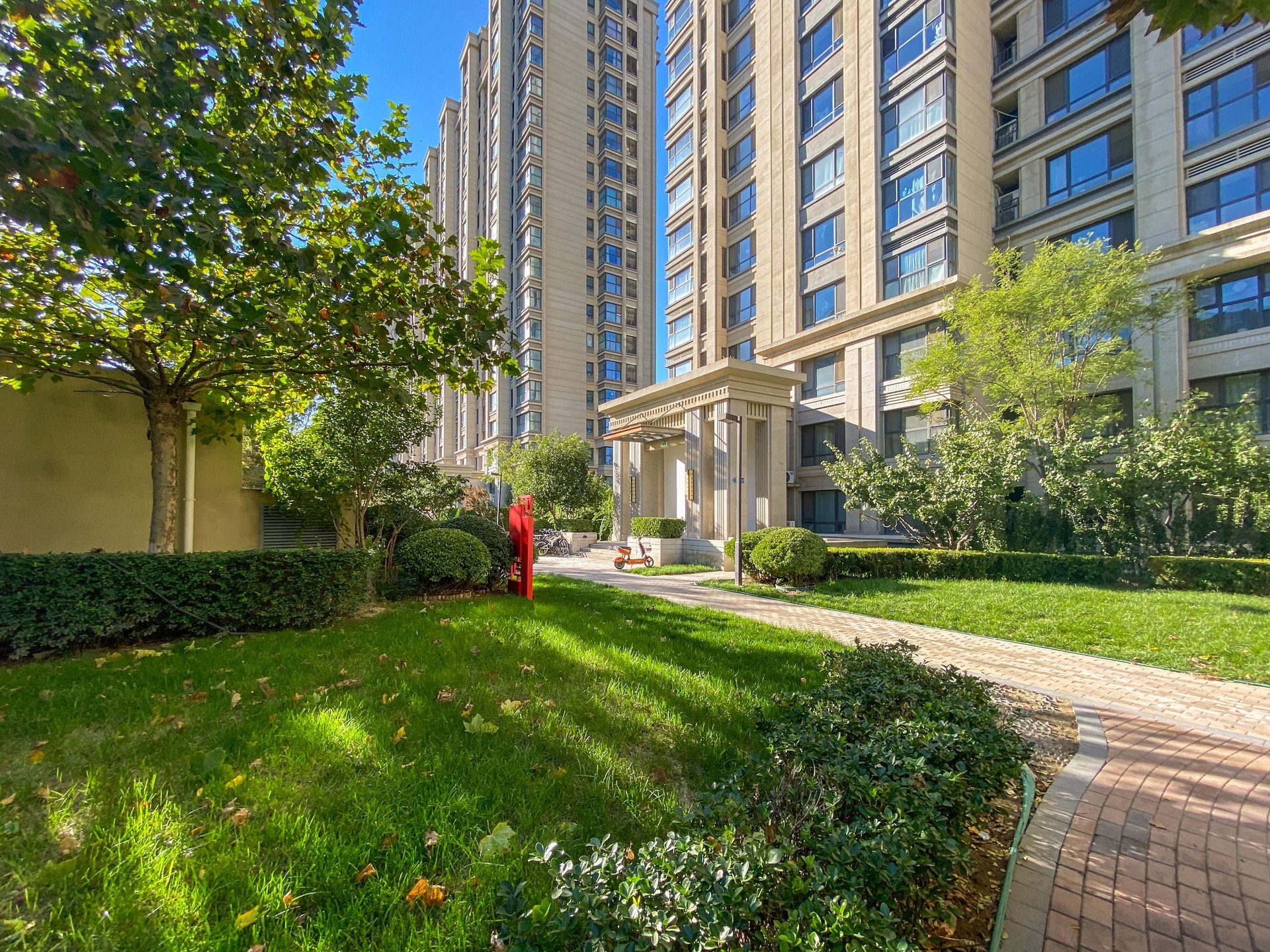 富力尚悦居A区 environment