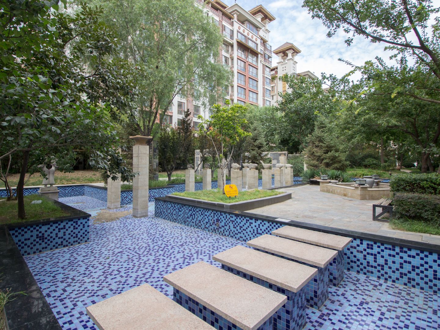 富力又一城C区 environment