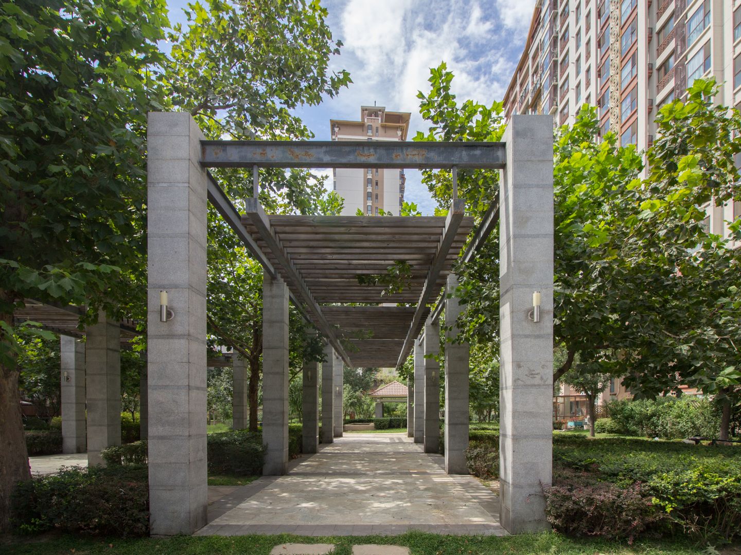 富力又一城C区 environment