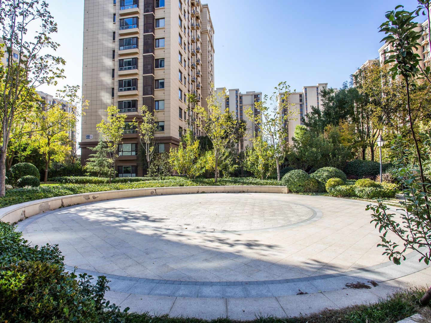 公园懿府 environment