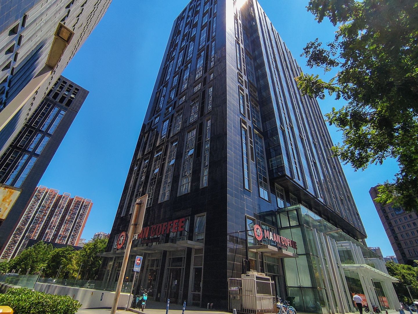 冠城名敦道A区 environment