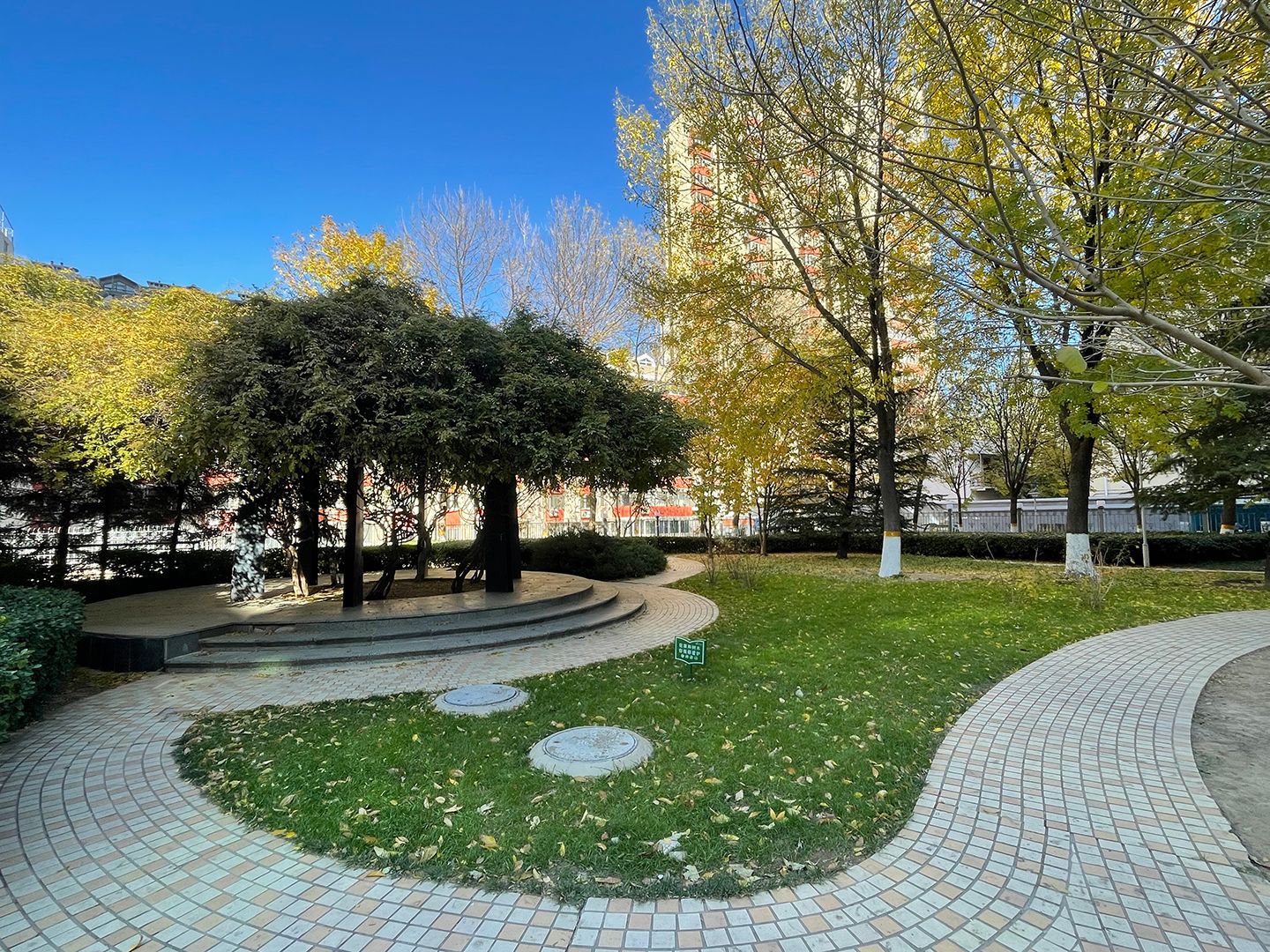 海晟名苑南区 environment