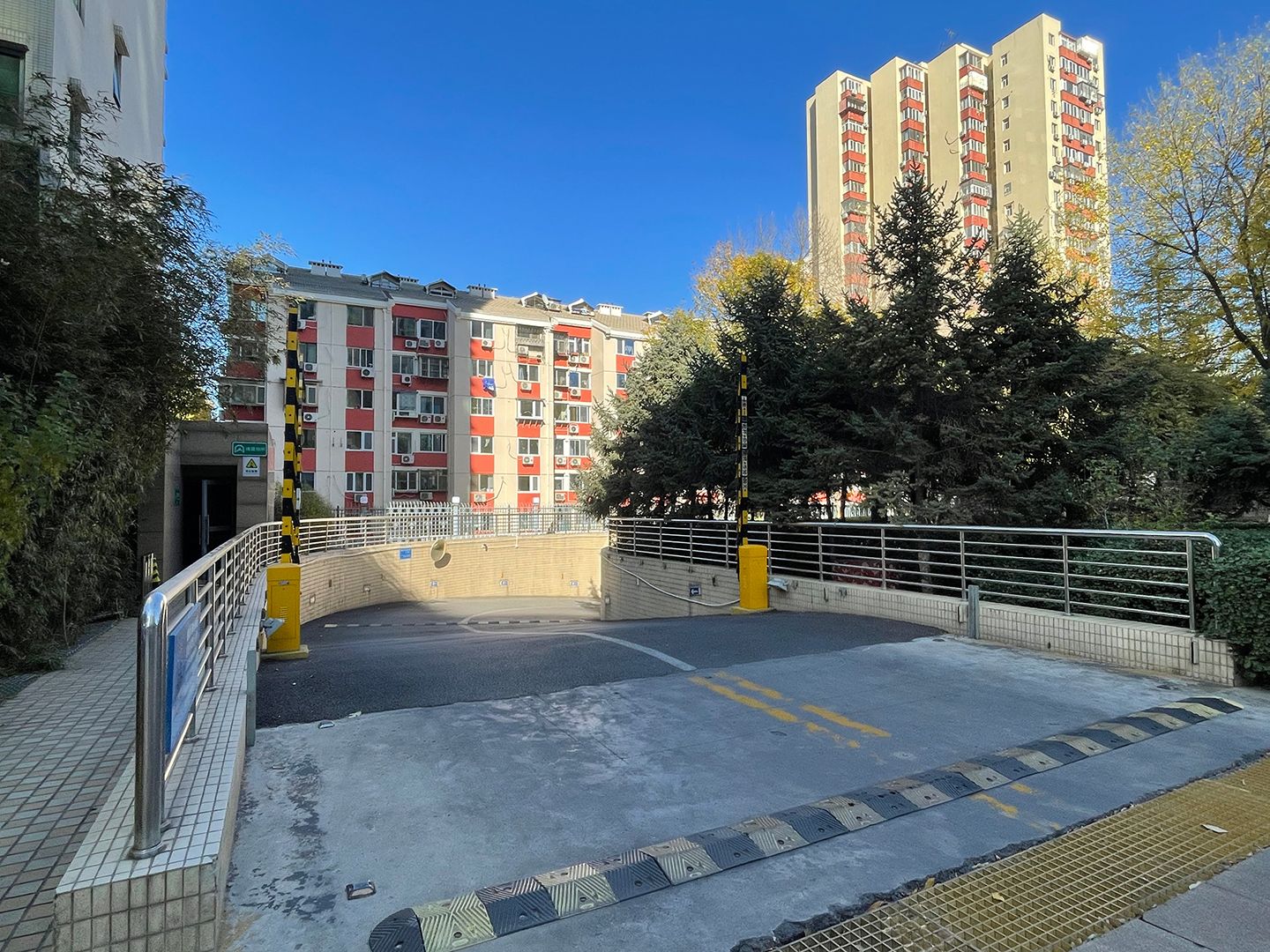 海晟名苑南区 environment