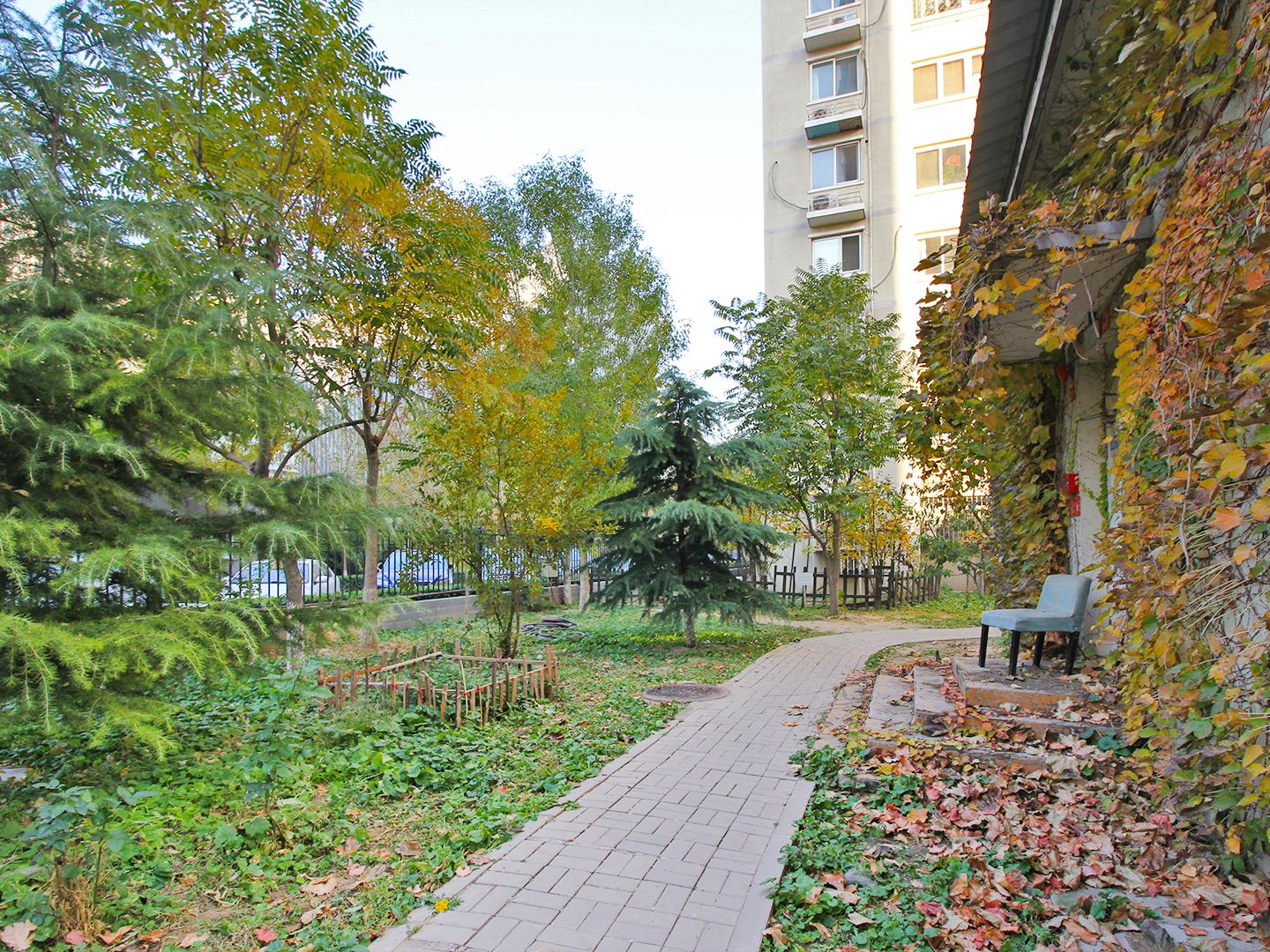 和平里中街3号院 environment