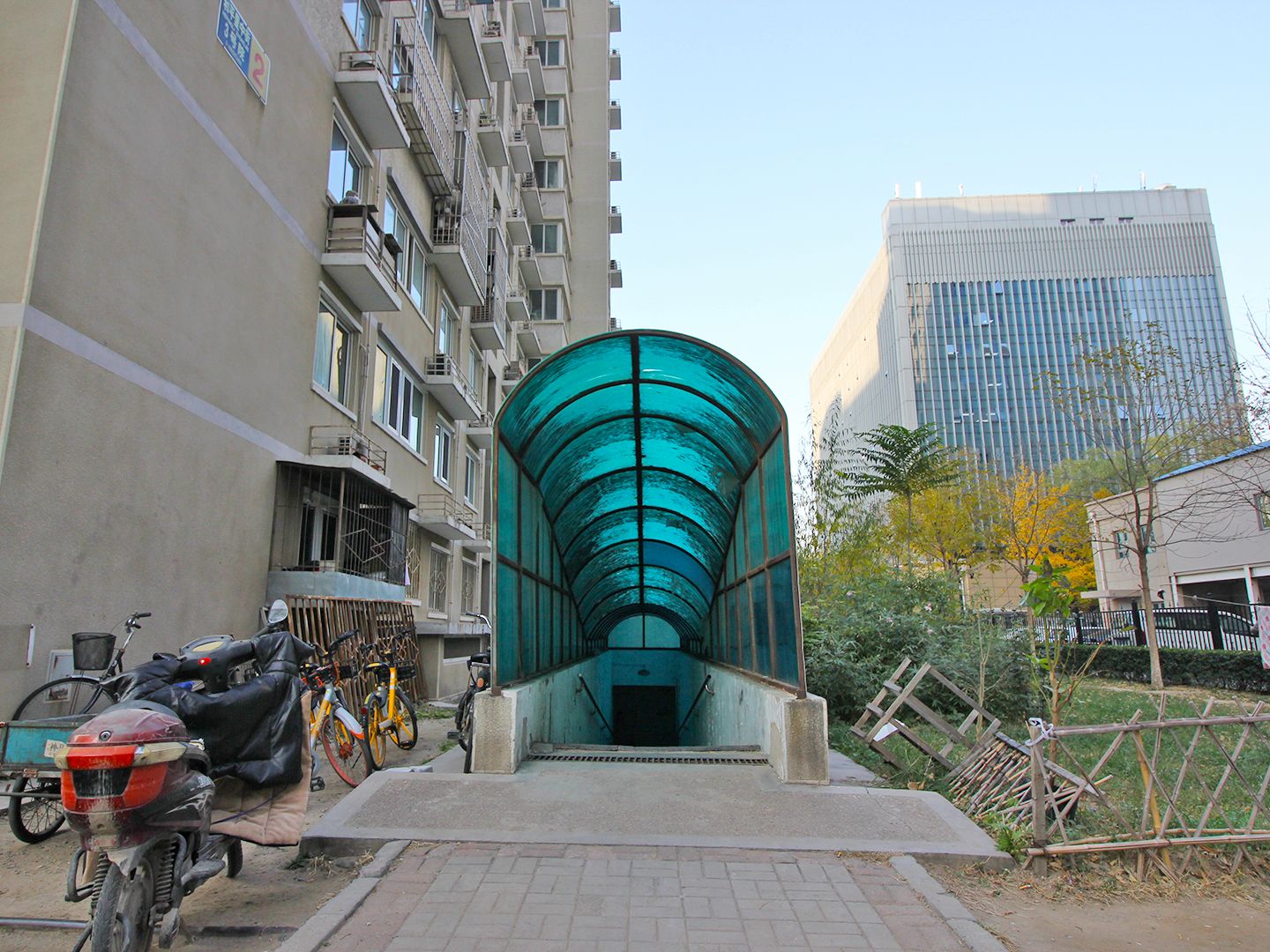 和平里中街3号院 environment