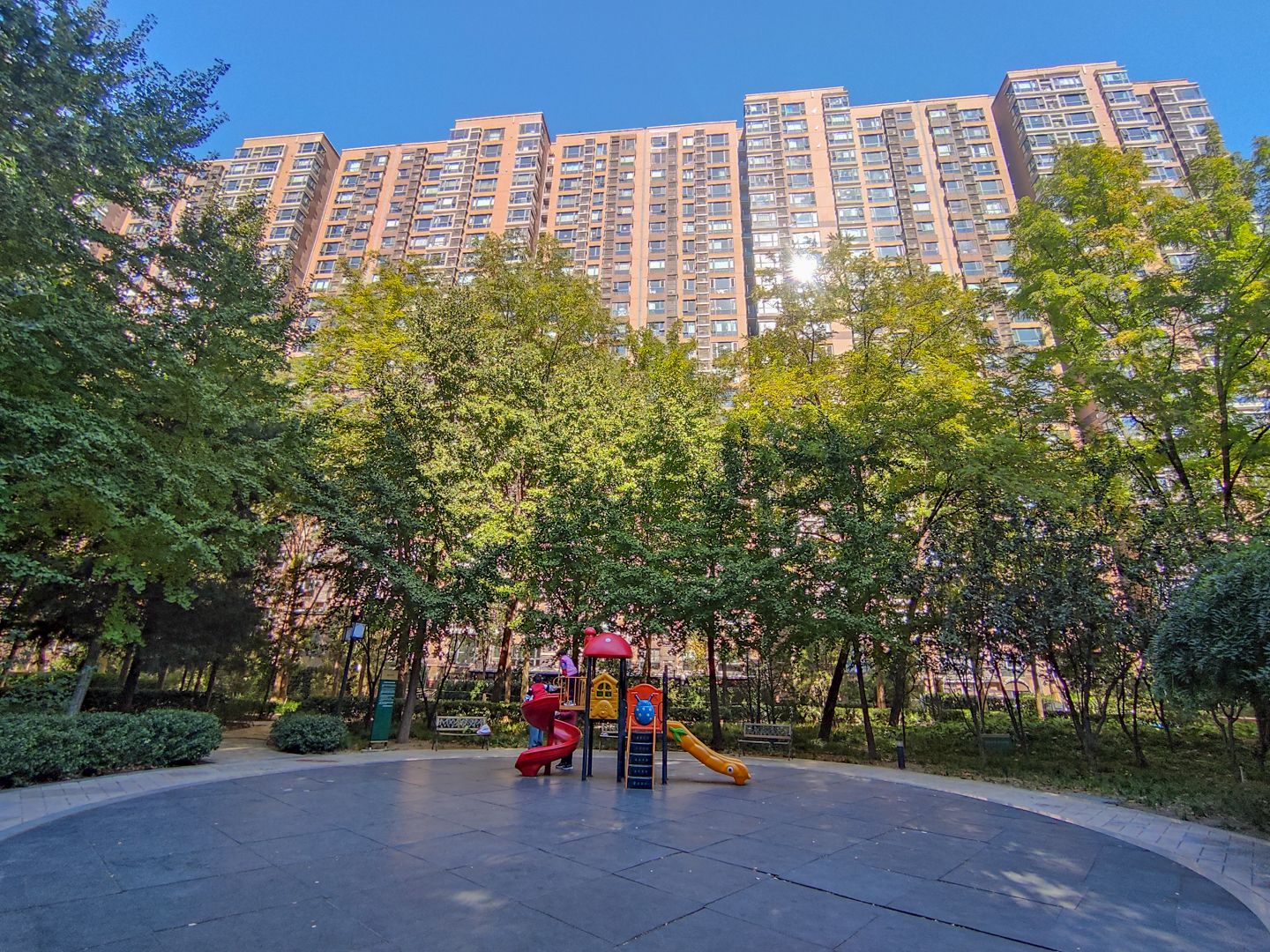 合生国际花园 environment