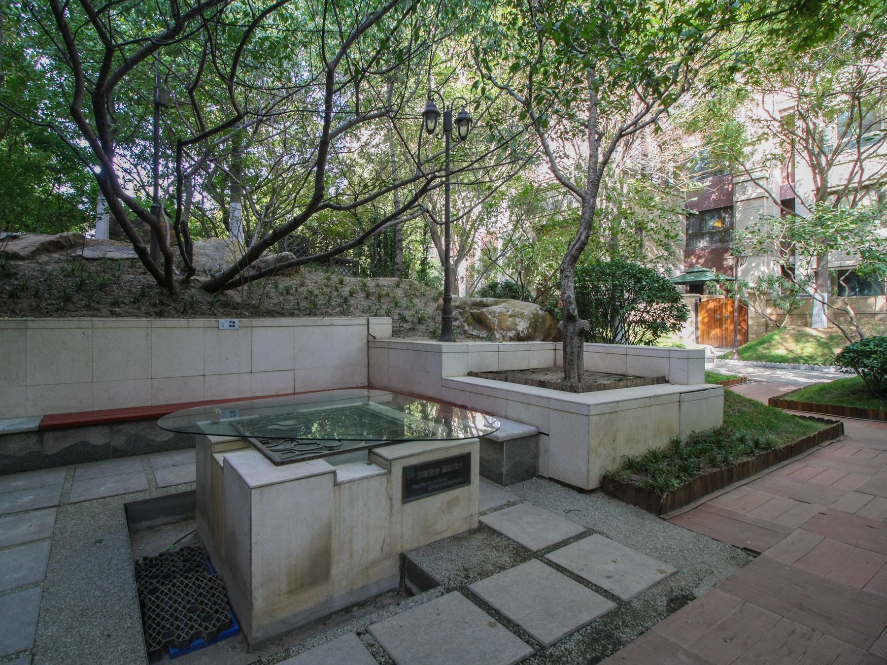 鸿坤花语墅 environment