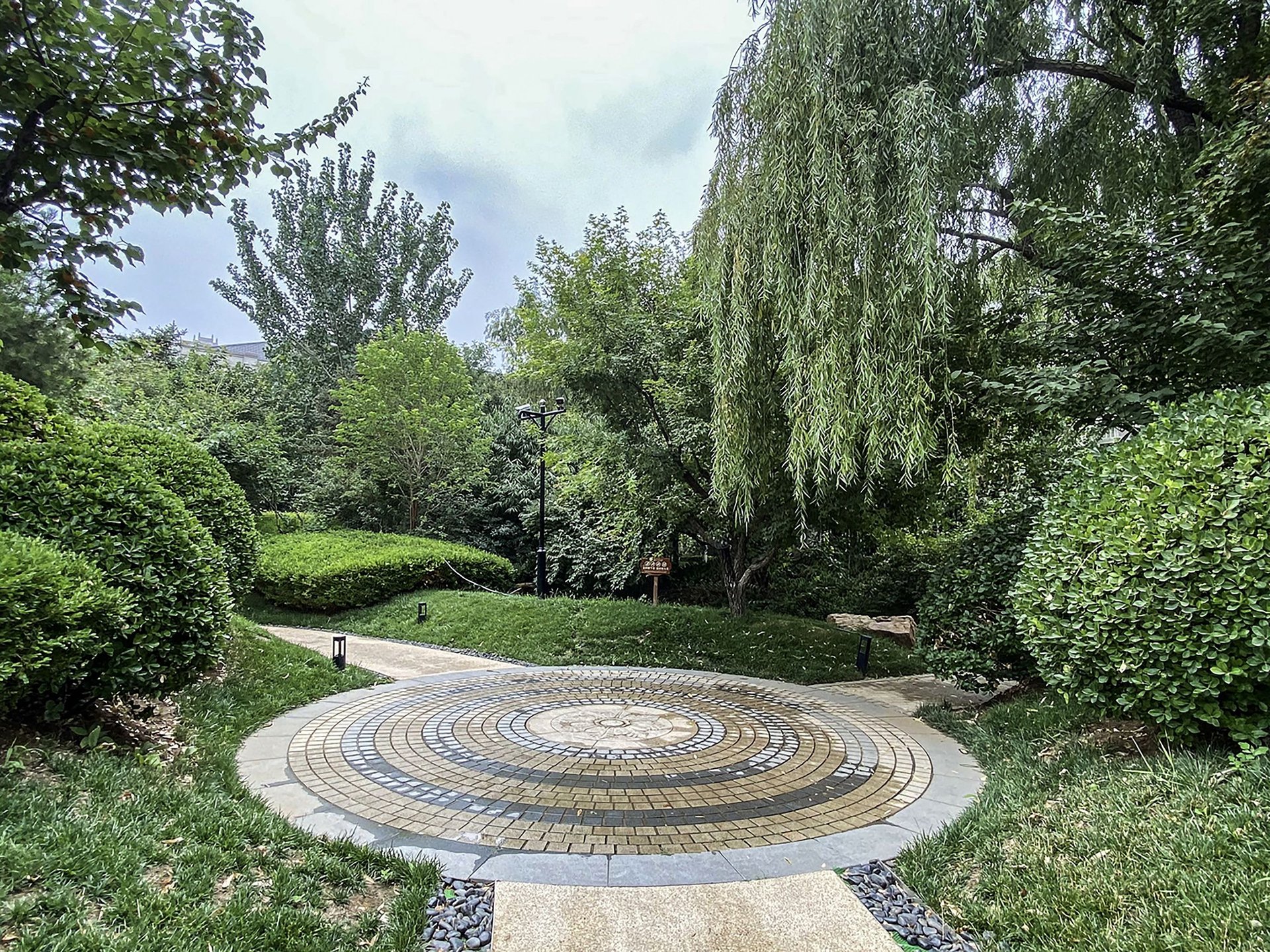 鸿坤林语墅 environment