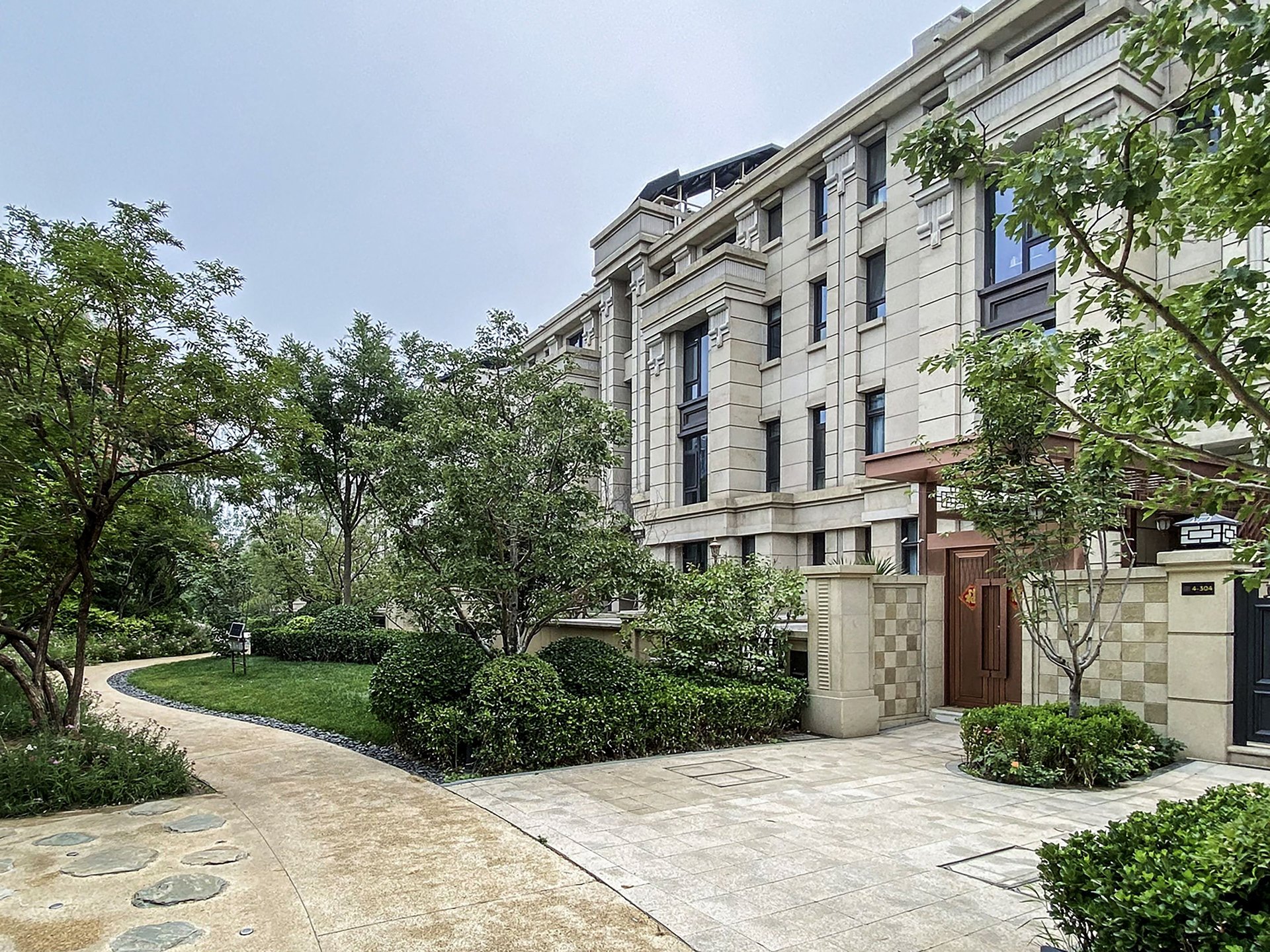 鸿坤林语墅 environment