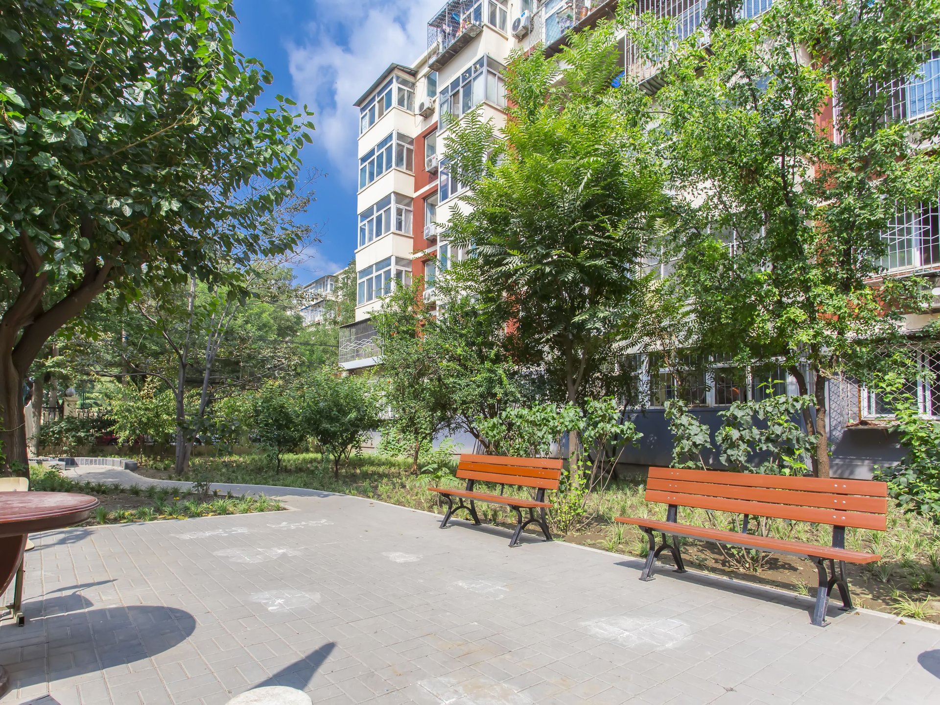 红莲中里 environment