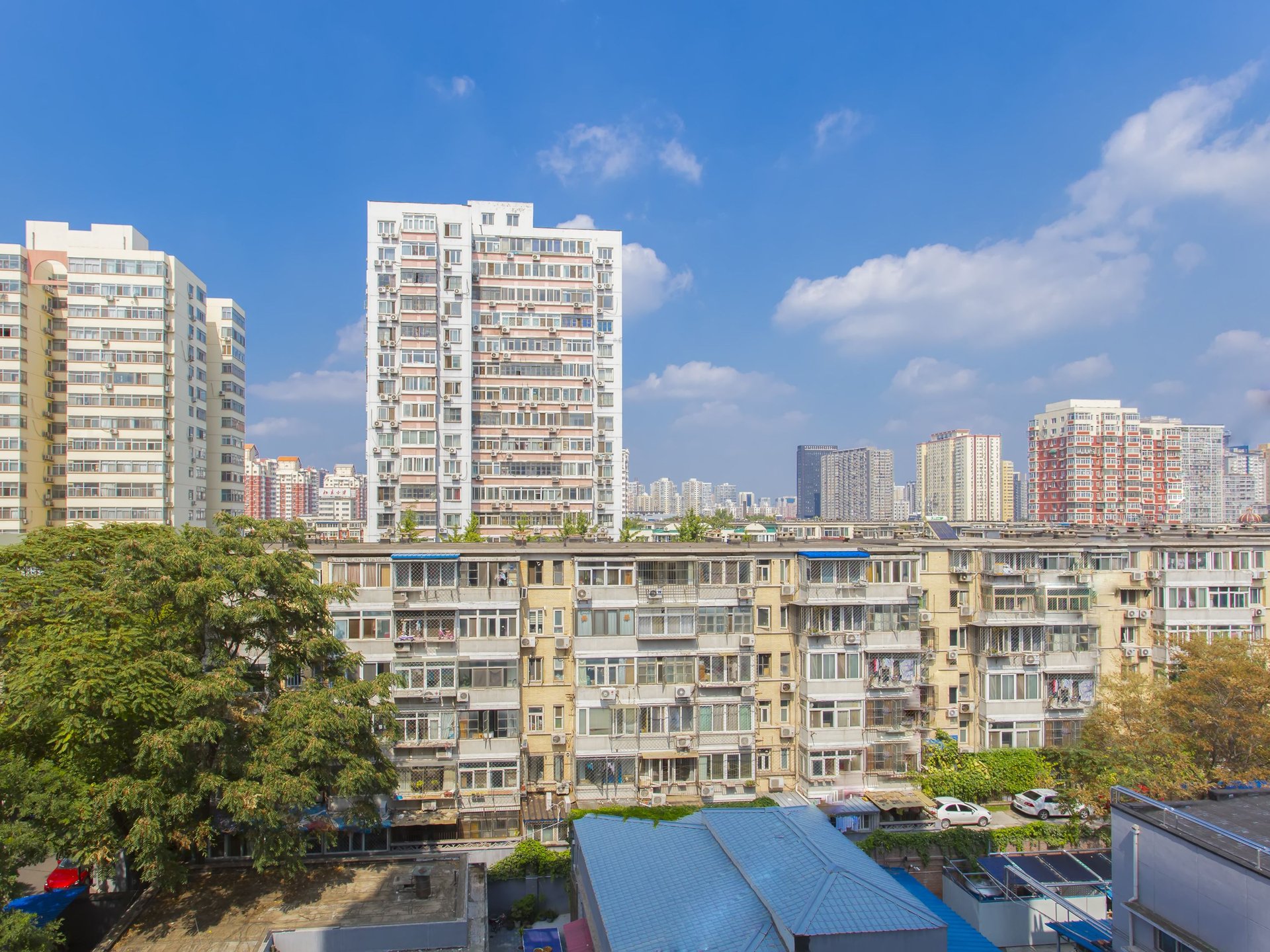 红莲中里 environment