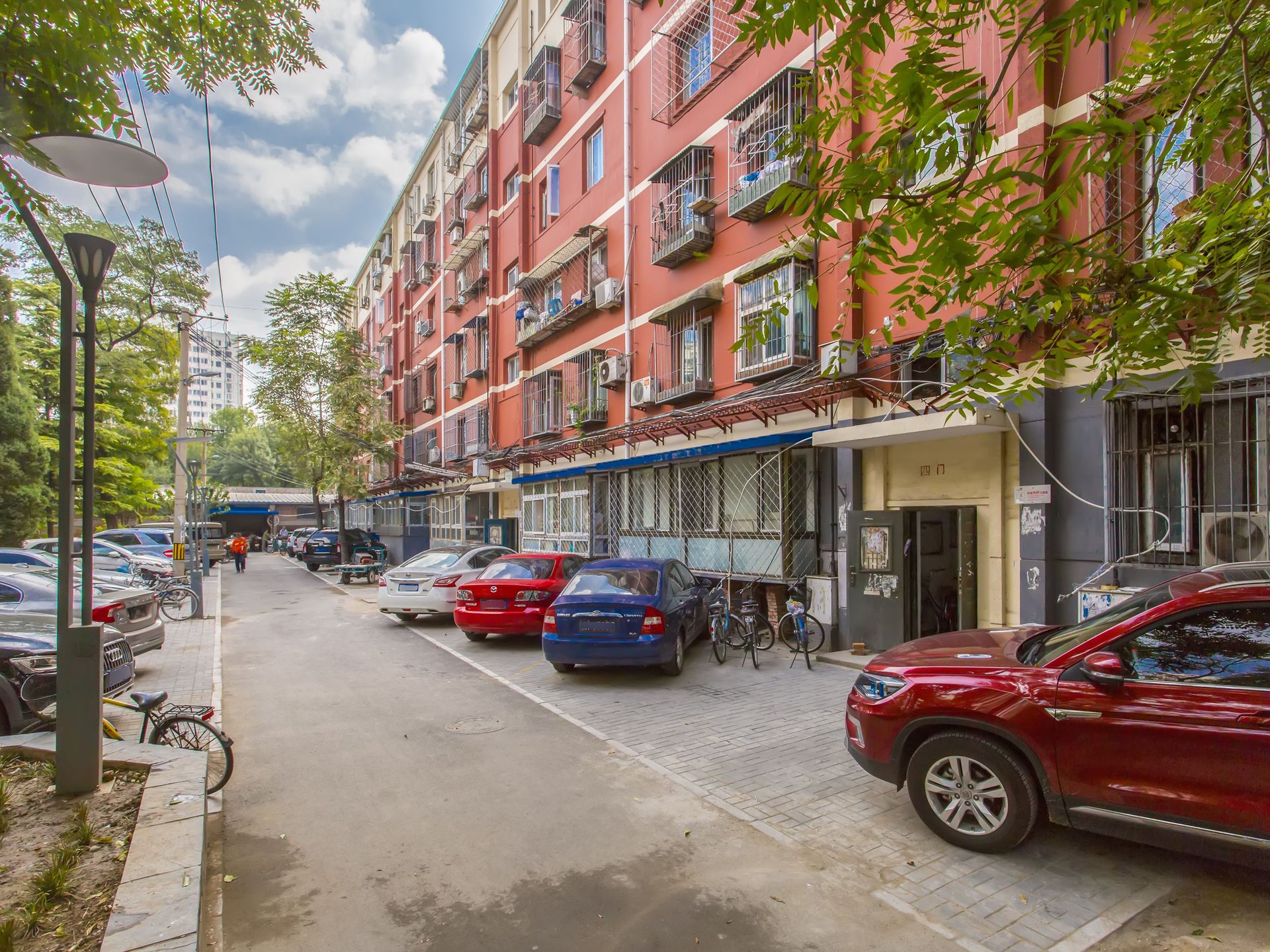 红莲中里 environment