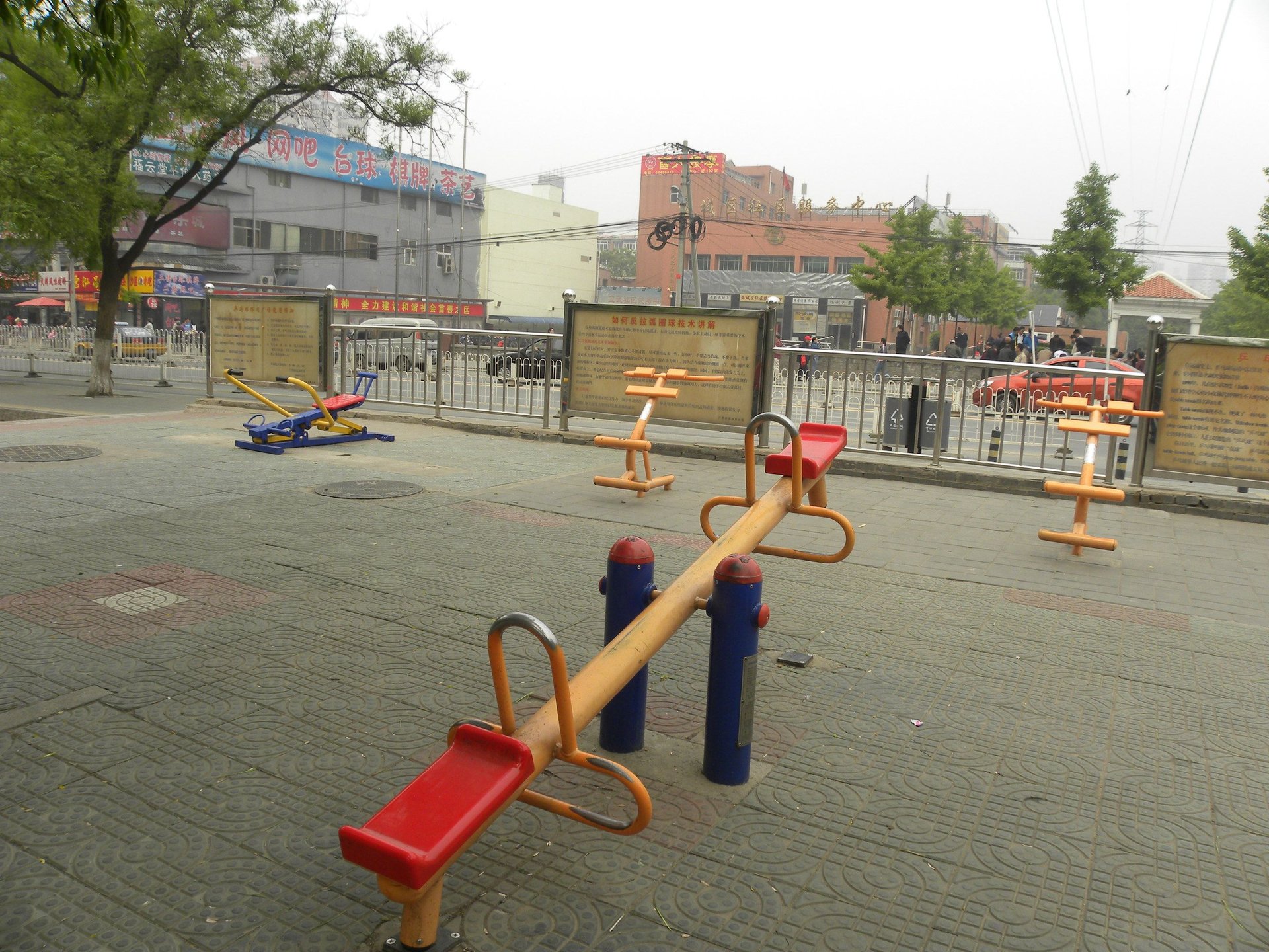 红莲中里 environment