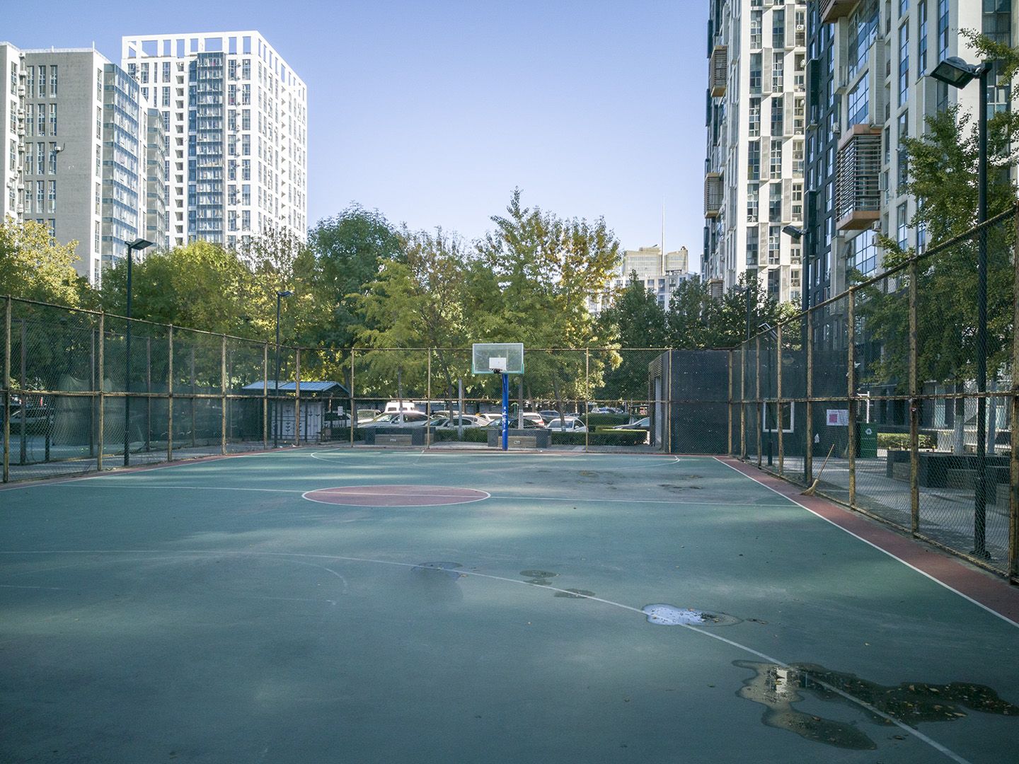 后现代城D区 environment