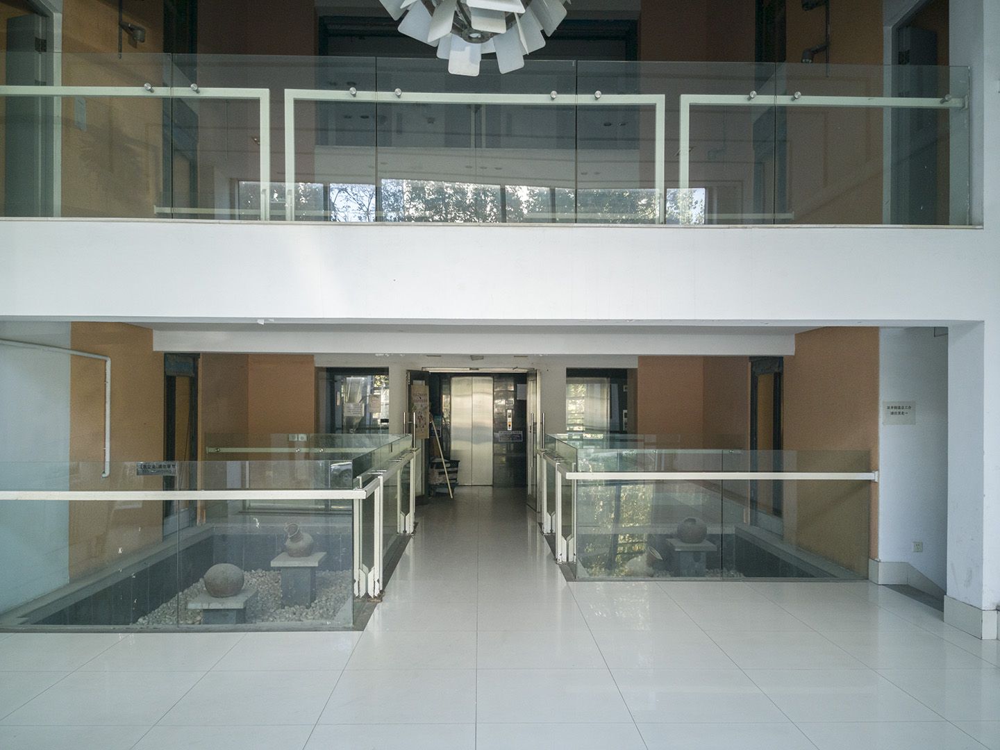 后现代城D区 environment